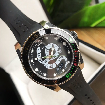 Gucci AAA Quality Watches in 220387