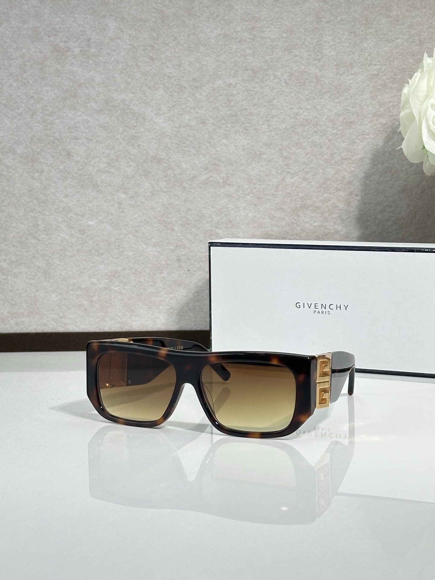 Cheap Givenchy AAA Quality  Bags in 215142, $50 USD- [IB215142] - Replica Givenchy AAA Quality Glasses