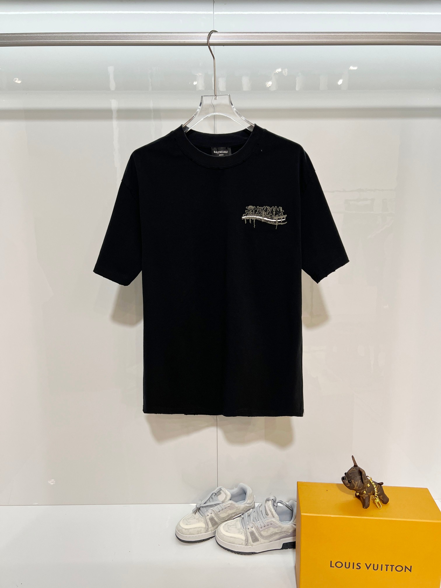 Cheap Balenciaga T-shirts for Men in 215417, $30 USD- [IB215417] - Replica Balenciaga T-shirts for Men