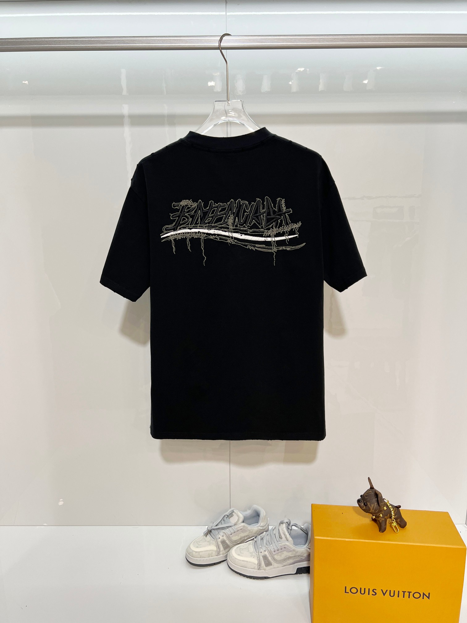 Cheap Balenciaga T-shirts for Men in 215417, $30 USD- [IB215417] - Replica Balenciaga T-shirts for Men