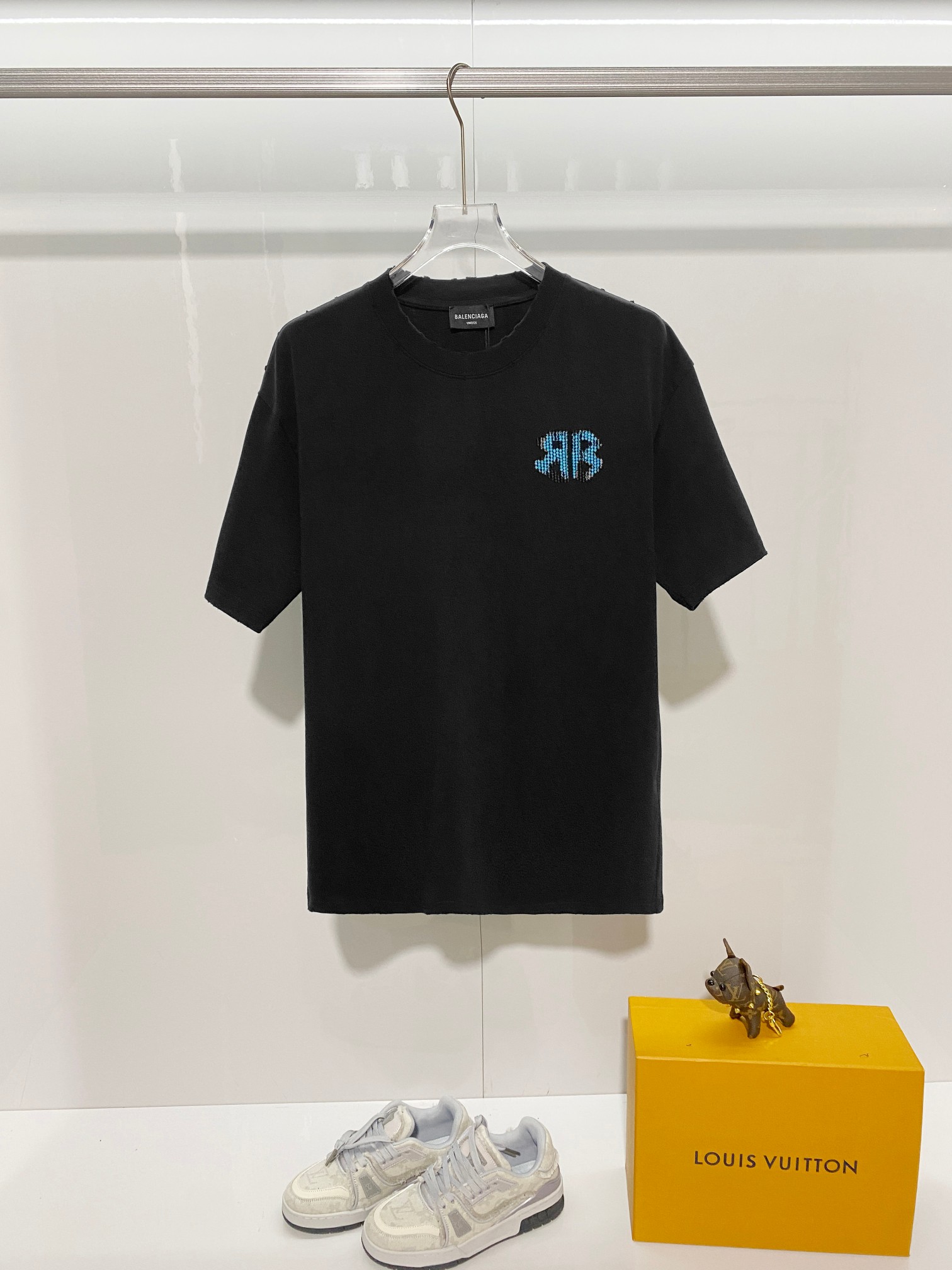 Cheap Balenciaga T-shirts for Men in 215418, $30 USD- [IB215418] - Replica Balenciaga T-shirts for Men