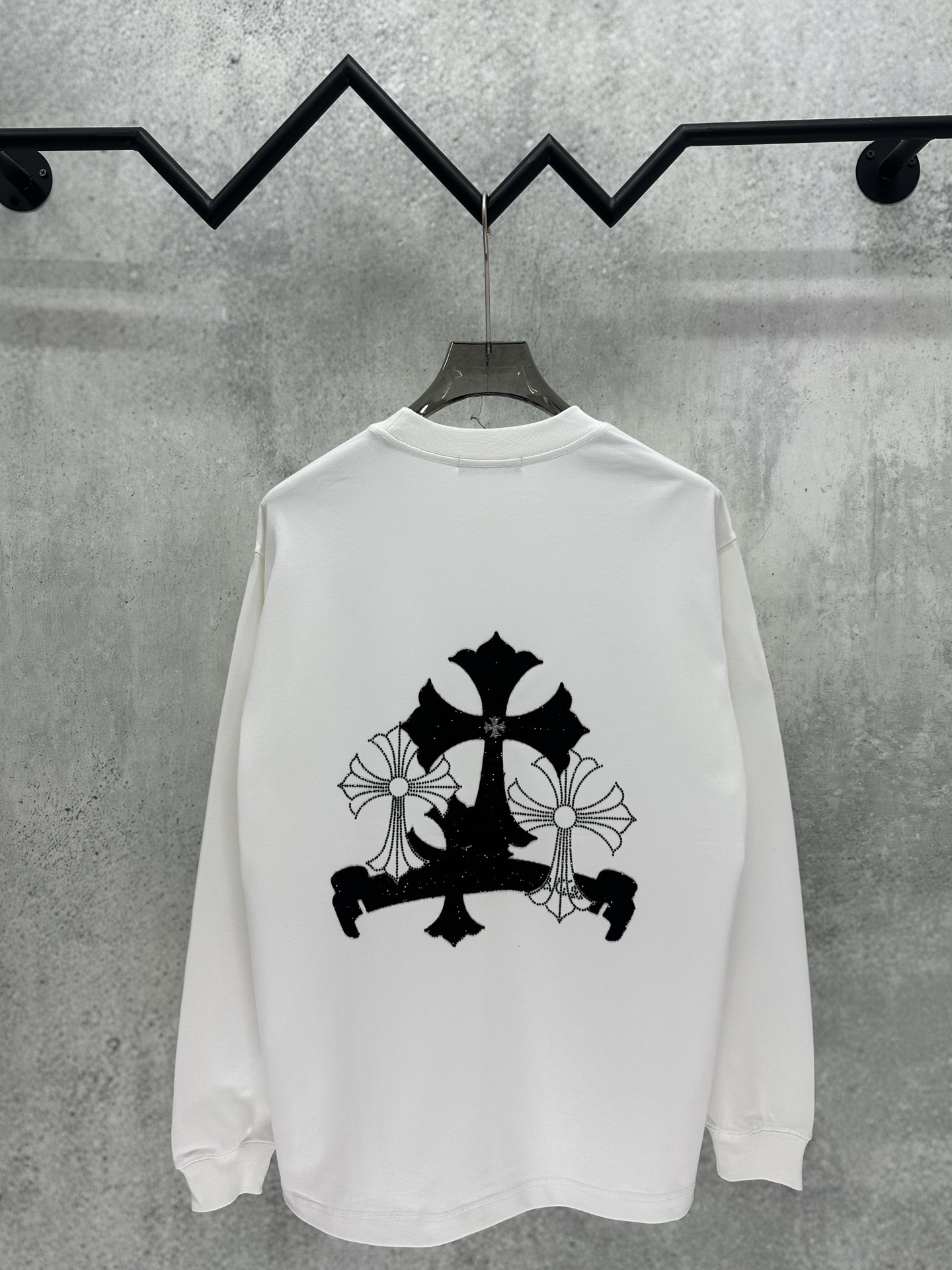 Cheap Chrome Hearts Long-Sleeved T-shirts in 215646, $35 USD- [IB215646] - Replica Chrome Hearts Long-Sleeved T-shirts