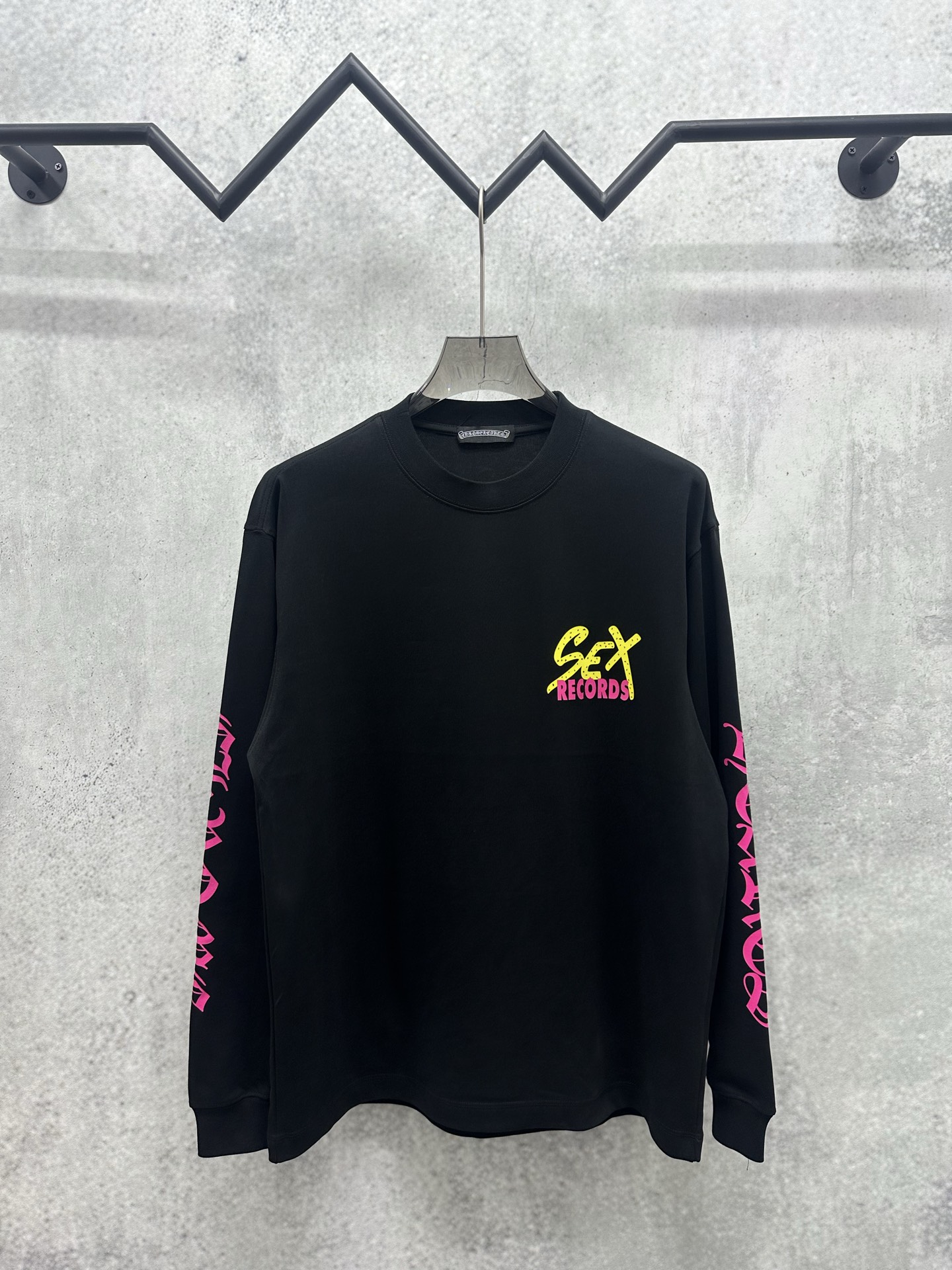 Cheap Chrome Hearts Long-Sleeved T-shirts in 215647, $35 USD- [IB215647] - Replica Chrome Hearts Long-Sleeved T-shirts