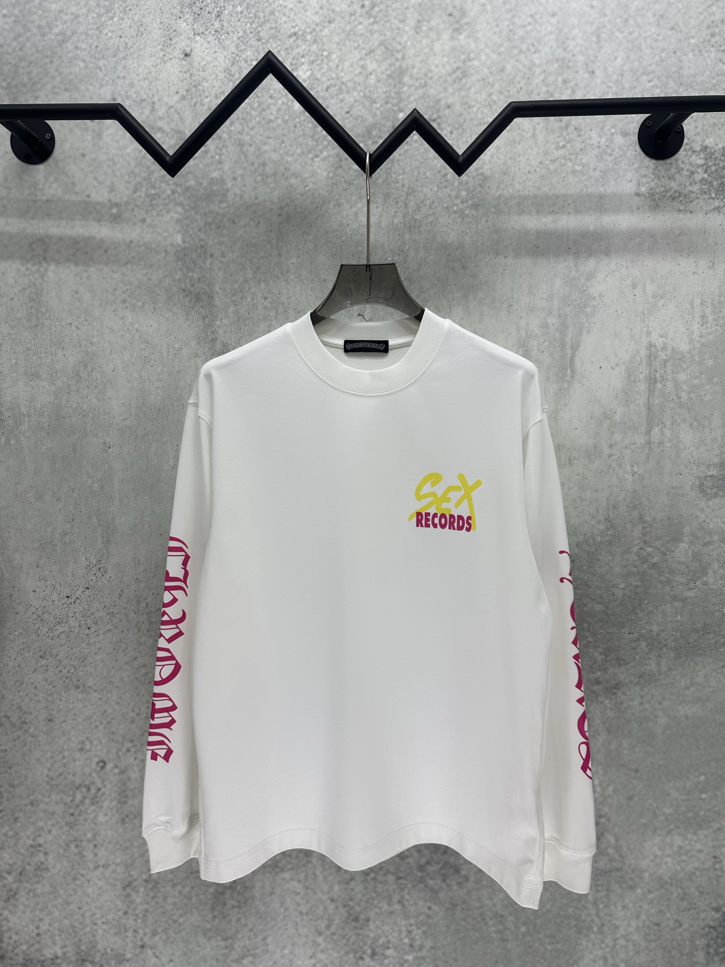 Cheap Chrome Hearts Long-Sleeved T-shirts in 215648, $35 USD- [IB215648] - Replica Chrome Hearts Long-Sleeved T-shirts