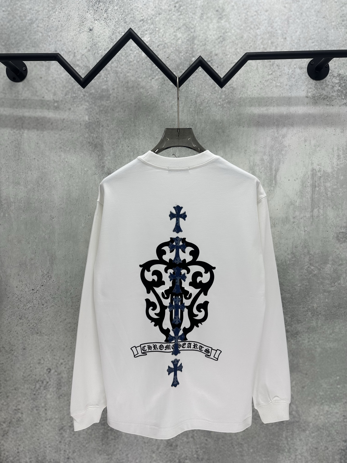 Cheap Chrome Hearts Long-Sleeved T-shirts in 215650, $35 USD- [IB215650] - Replica Chrome Hearts Long-Sleeved T-shirts
