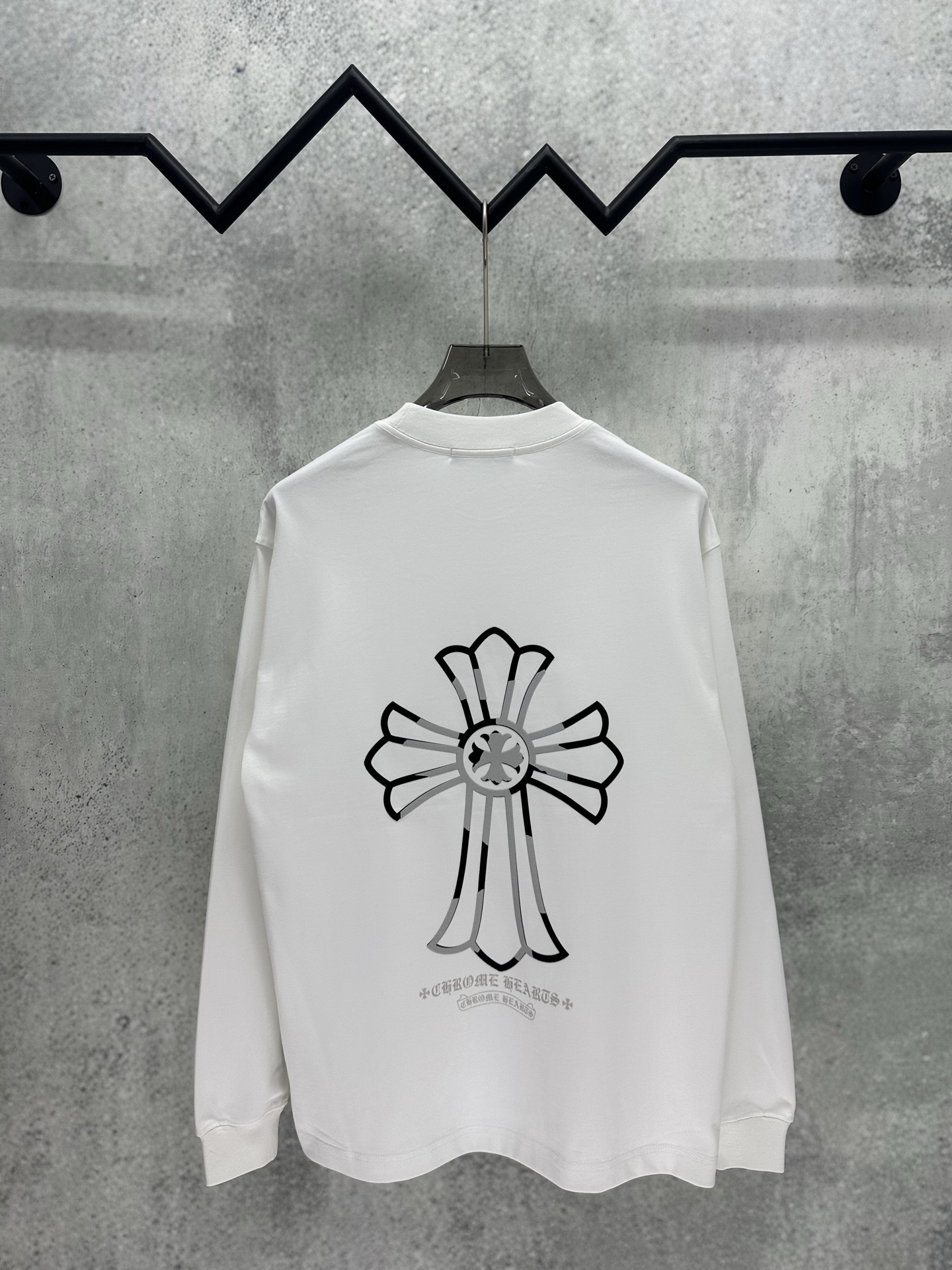 Cheap Chrome Hearts Long-Sleeved T-shirts in 215656, $35 USD- [IB215656] - Replica Chrome Hearts Long-Sleeved T-shirts