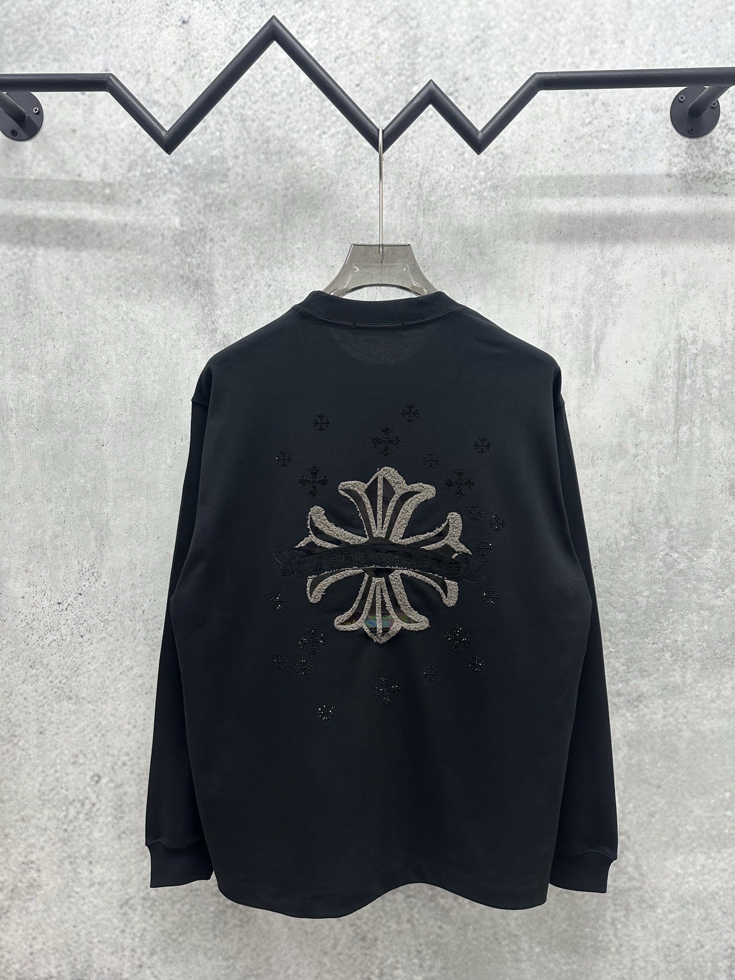 Cheap Chrome Hearts Long-Sleeved T-shirts in 215673, $35 USD- [IB215673] - Replica Chrome Hearts Long-Sleeved T-shirts