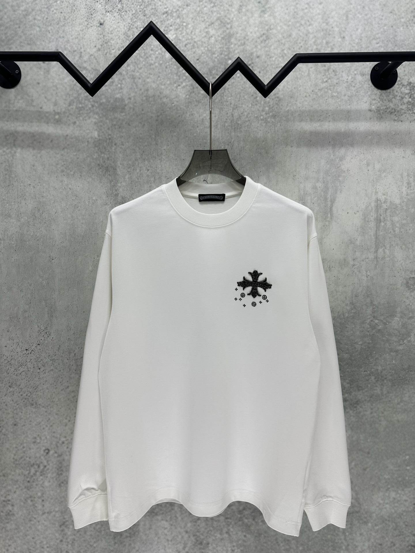 Cheap Chrome Hearts Long-Sleeved T-shirts in 215674, $35 USD- [IB215674] - Replica Chrome Hearts Long-Sleeved T-shirts