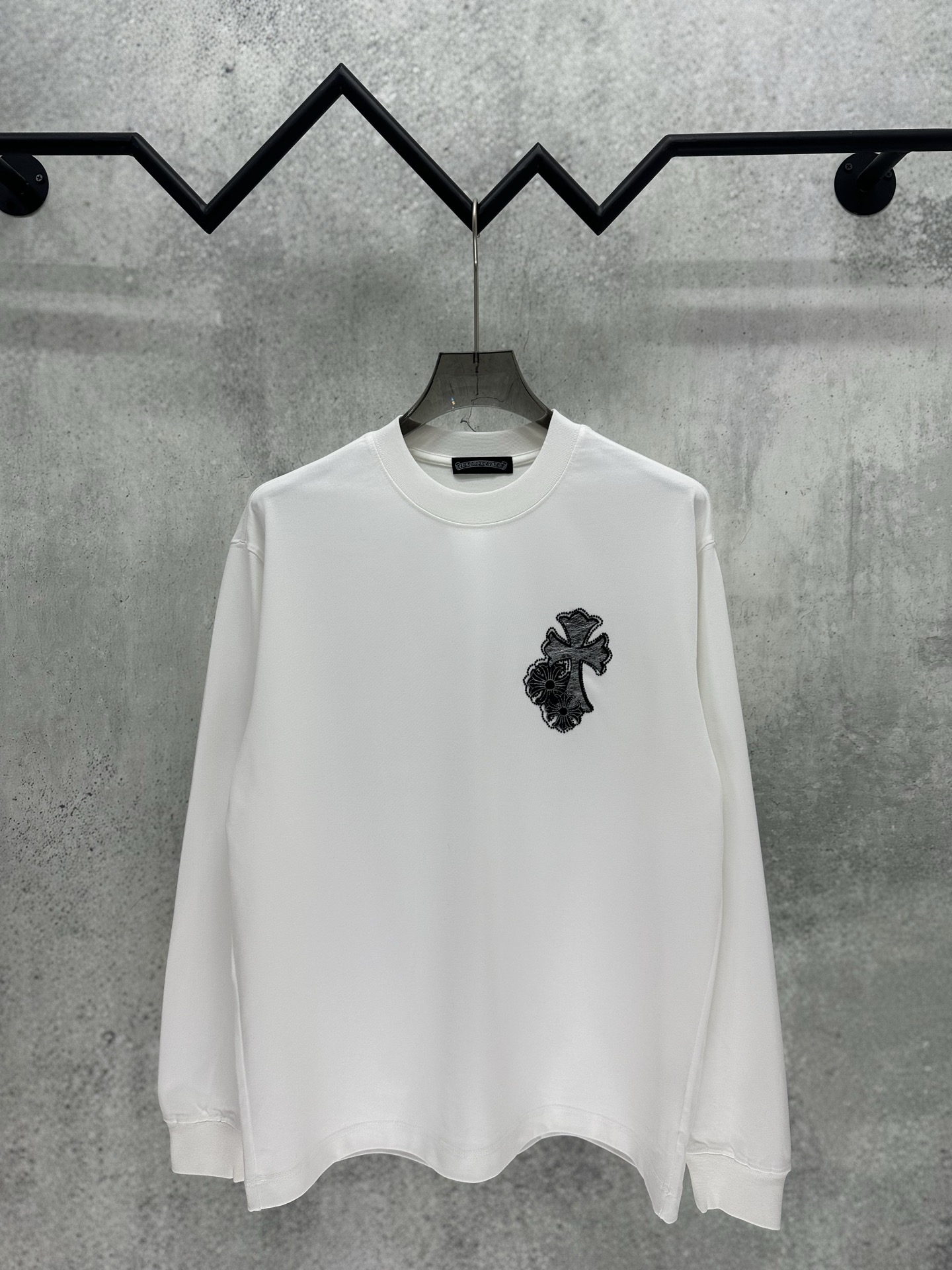 Cheap Chrome Hearts Long-Sleeved T-shirts in 215676, $35 USD- [IB215676] - Replica Chrome Hearts Long-Sleeved T-shirts
