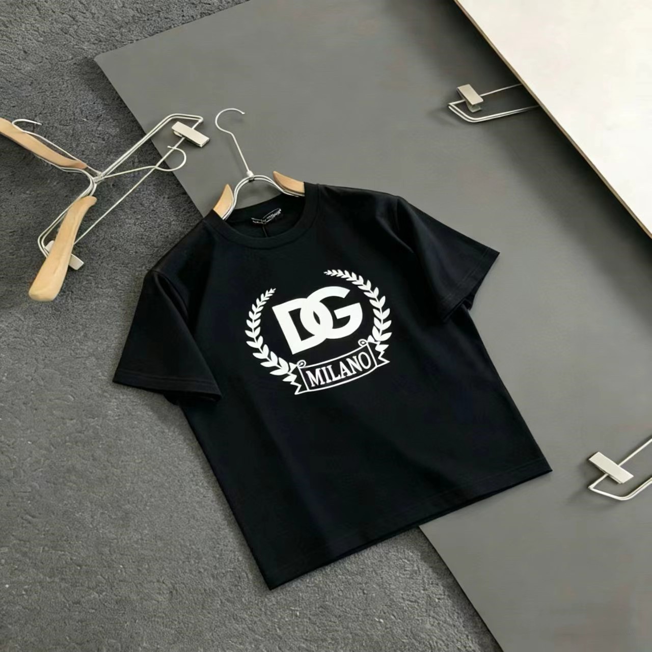 Cheap DG T-shirts for Men in 215684, $35 USD- [IB215684] - Replica DG T-shirts for Men