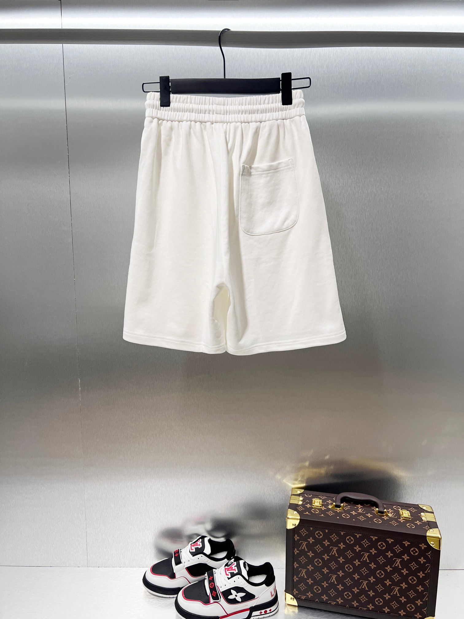 Cheap Gucci Short Pants For Men in 215717, $30 USD- [IB215717] - Replica Gucci Short Pants For Men