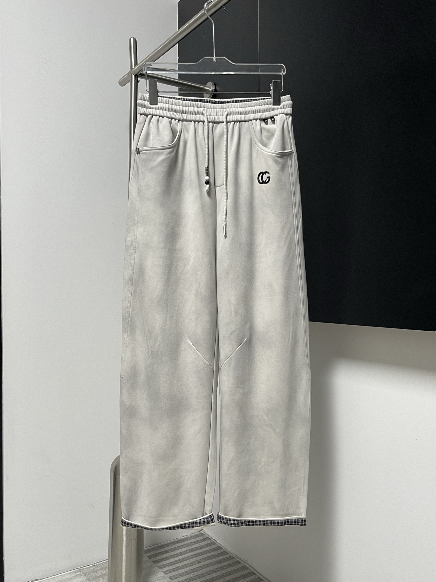 Cheap Gucci Short Pants For Men in 215752, $50 USD- [IB215752] - Replica Gucci Short Pants For Men
