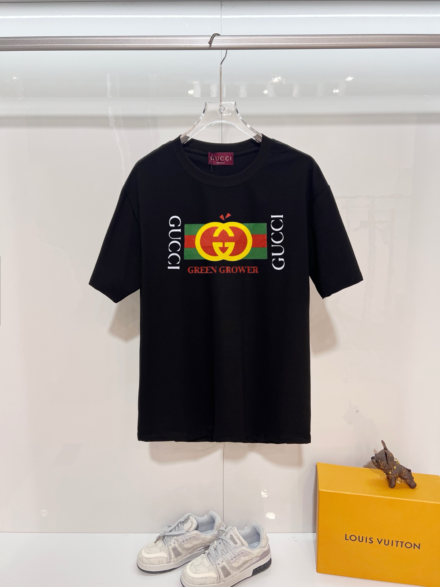 Cheap Gucci T-shirts for Men in 215763, $30 USD- [IB215763] - Replica Gucci T-shirts for Men