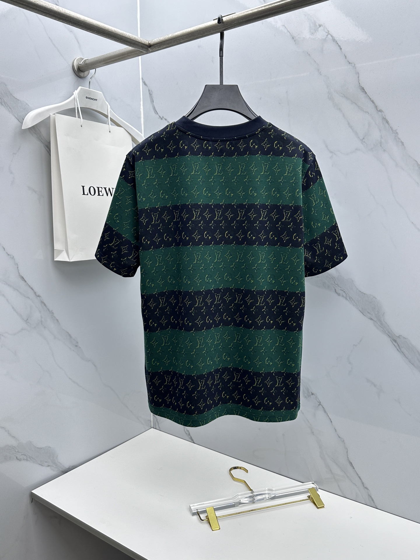 Cheap New Arrivals Louis Vuitton High quality T-Shirts Size S-XXL in 215830, $40 USD- [IB215830] - Replica Louis Vuitton T-Shirts for Women