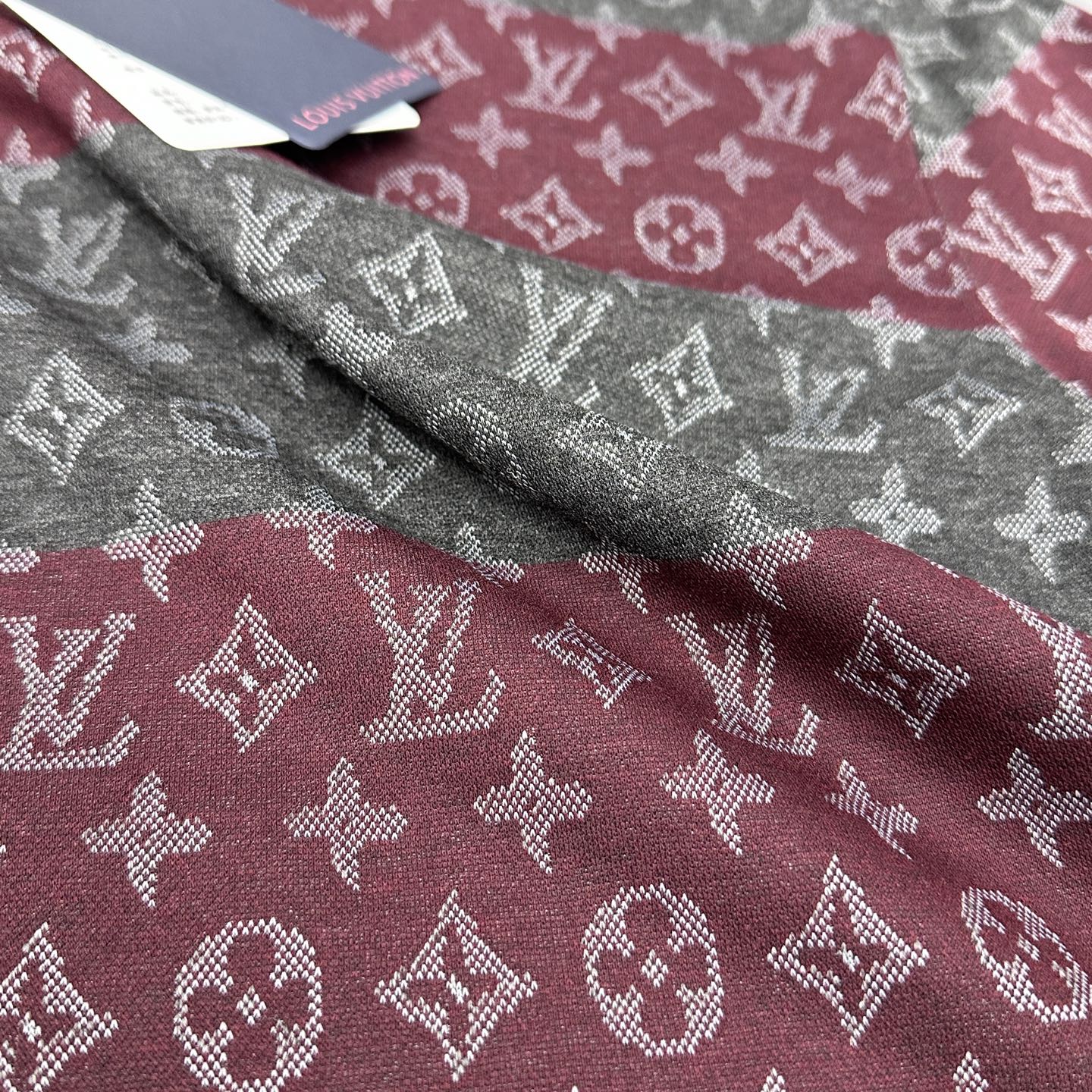 Cheap New Arrivals Louis Vuitton High quality T-Shirts Size S-XXL in 215834, $40 USD- [IB215834] - Replica Louis Vuitton T-Shirts for Women