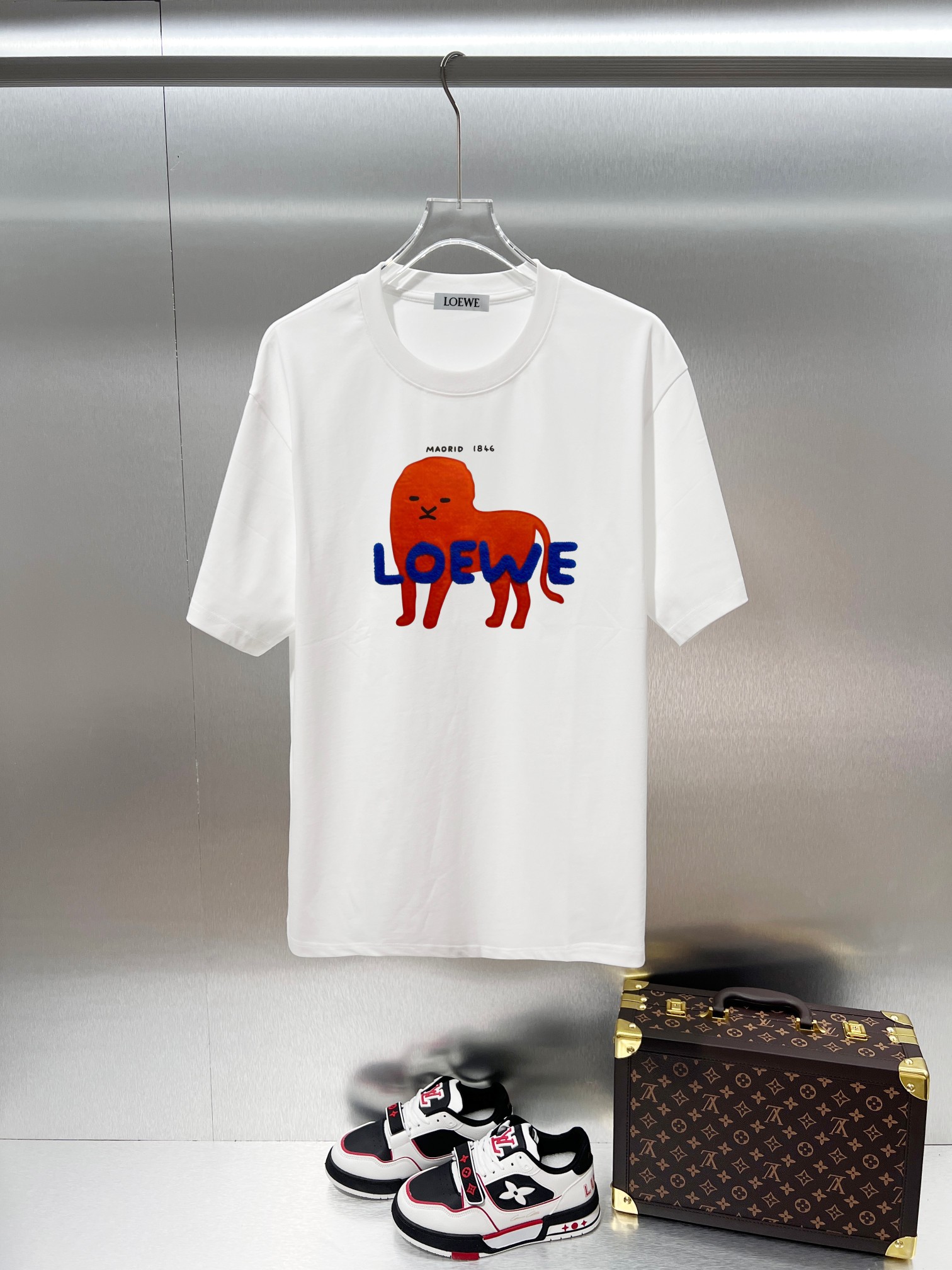 Cheap LOEWE T-shirts in 215839, $30 USD- [IB215839] - Replica LOEWE T-shirts