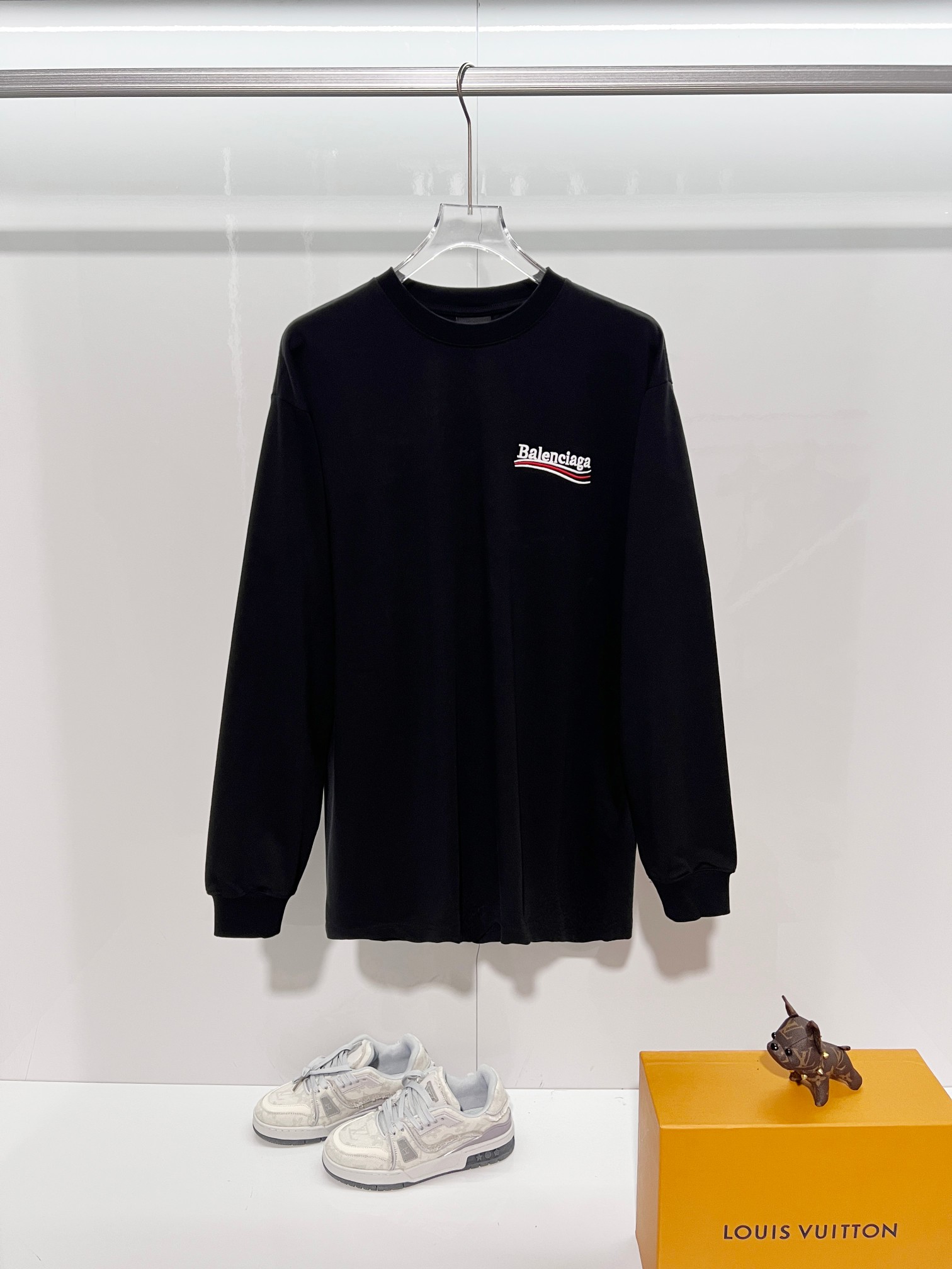 Cheap Balenciaga Long Sleeve T-Shirts in 216058, $35 USD- [IB216058] - Replica Balenciaga Long Sleeve T-Shirts