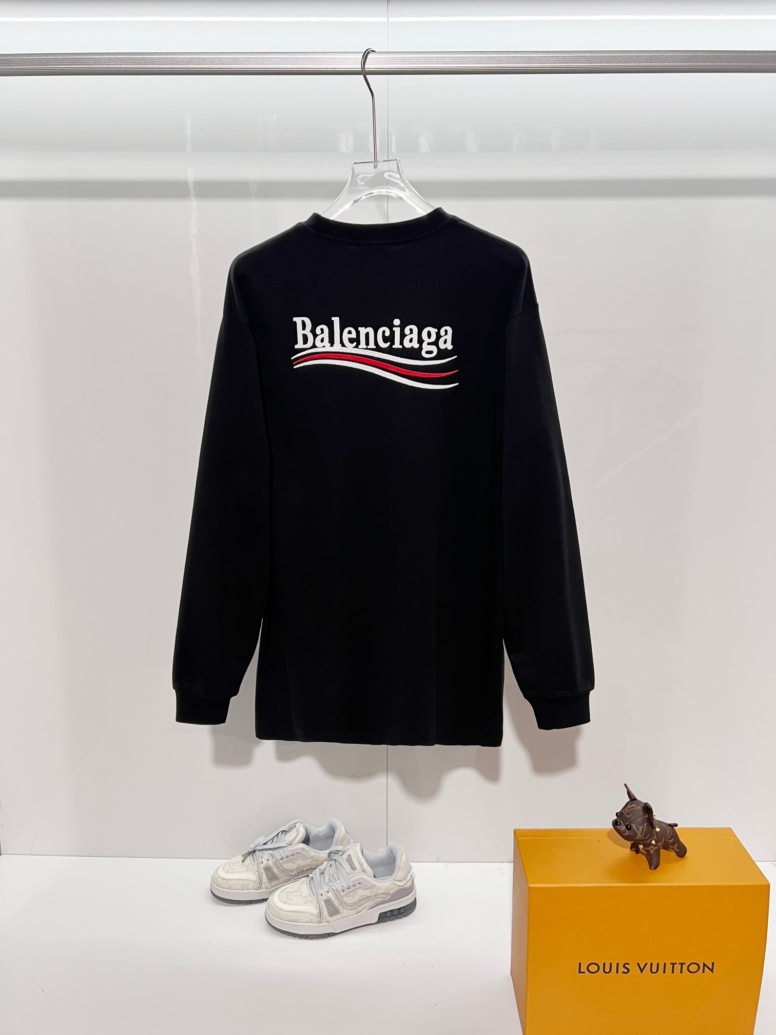 Cheap Balenciaga Long Sleeve T-Shirts in 216058, $35 USD- [IB216058] - Replica Balenciaga Long Sleeve T-Shirts