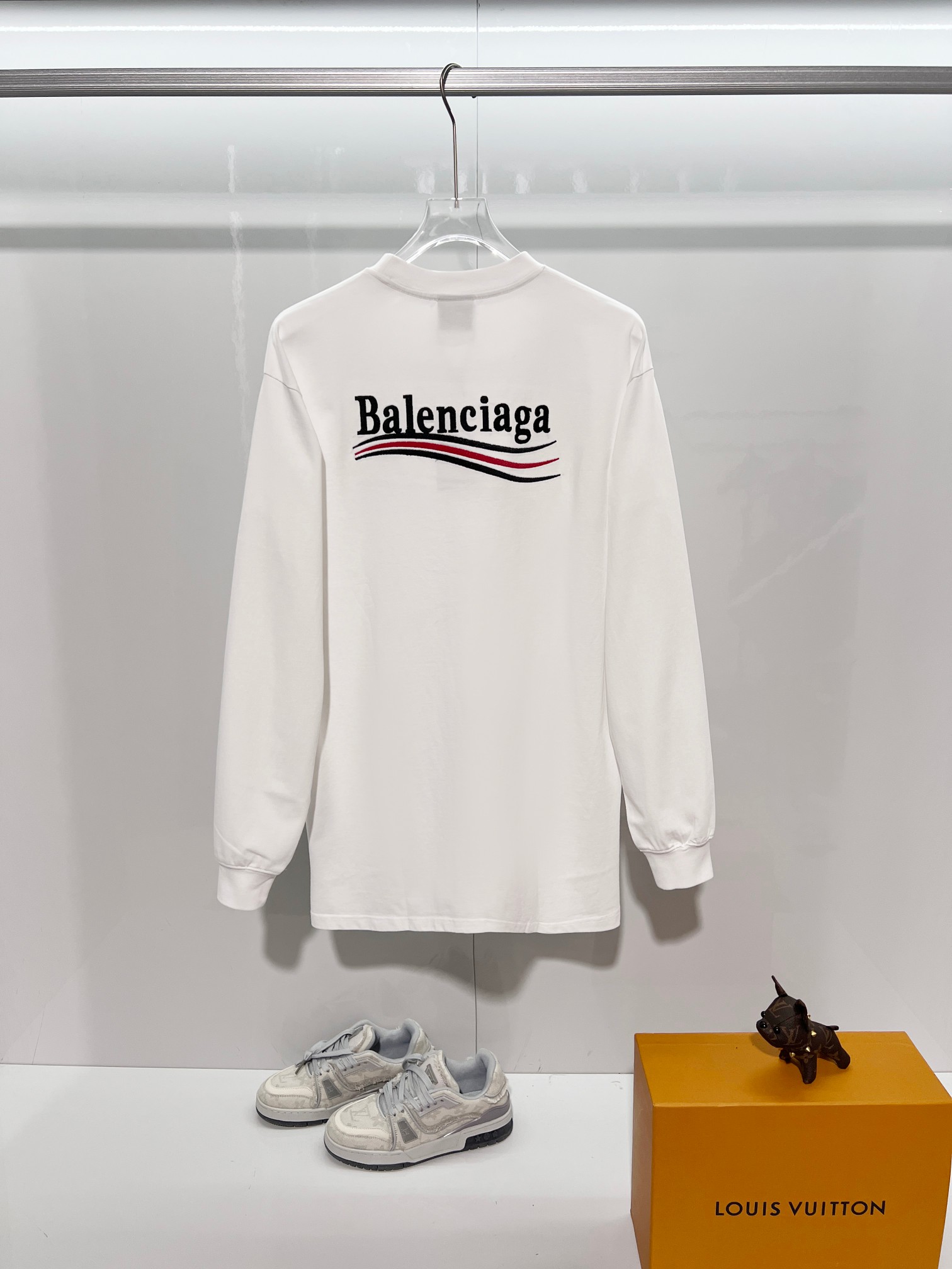 Cheap Balenciaga Long Sleeve T-Shirts in 216059, $35 USD- [IB216059] - Replica Balenciaga Long Sleeve T-Shirts