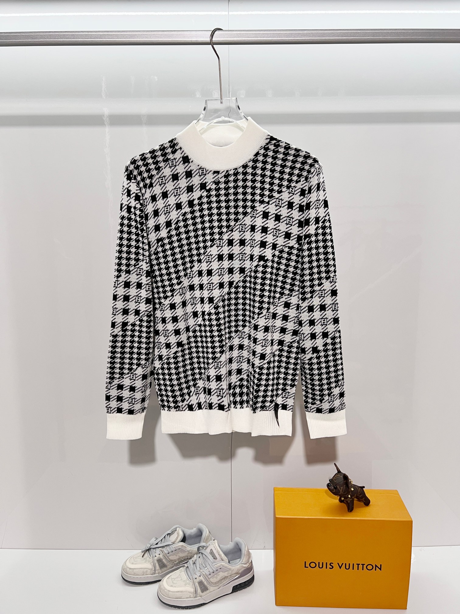 Cheap Fendi Sweaters for Men in 216092, $45 USD- [IB216092] - Replica Fendi Sweaters for Men