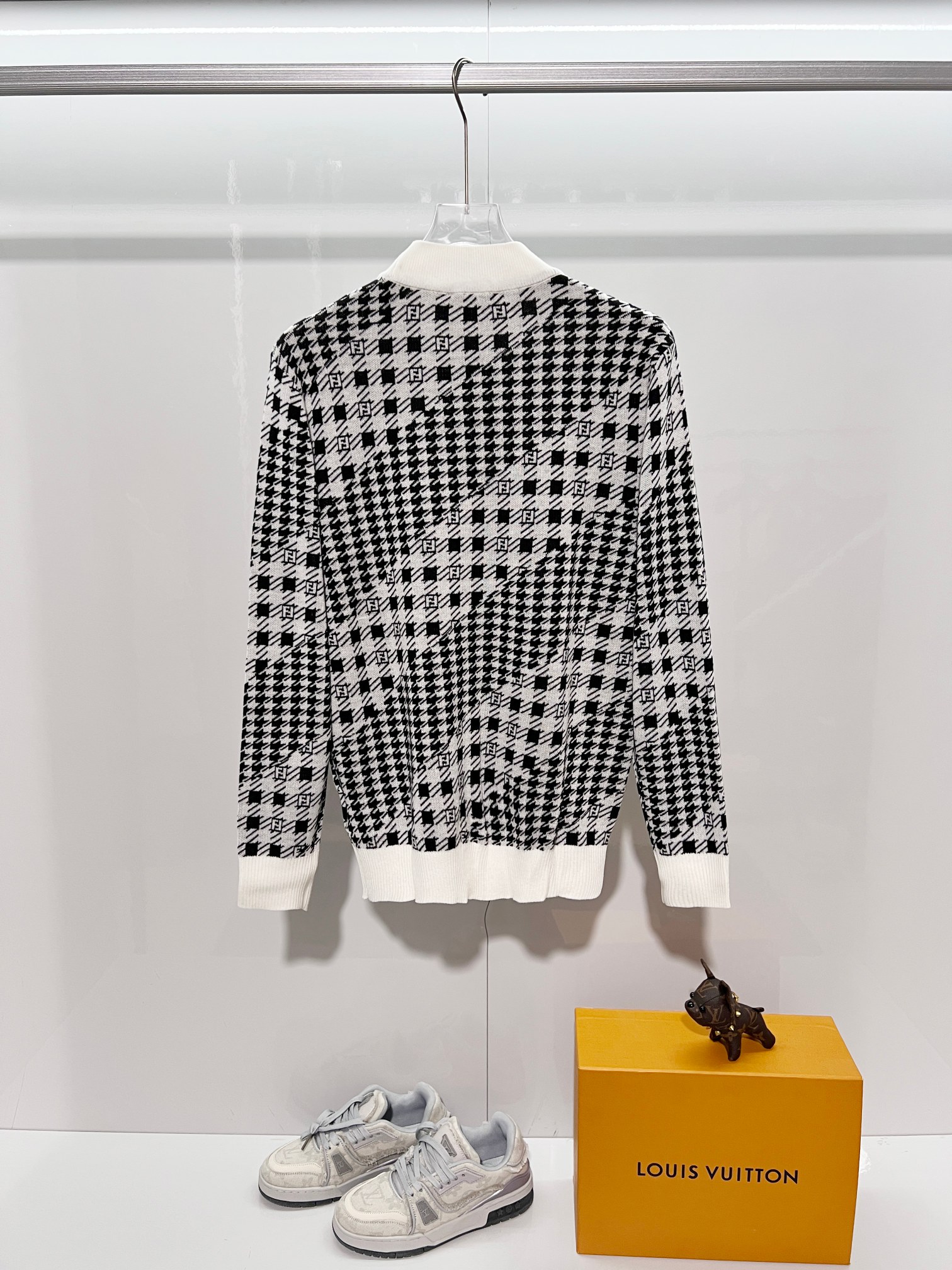 Cheap Fendi Sweaters for Men in 216092, $45 USD- [IB216092] - Replica Fendi Sweaters for Men