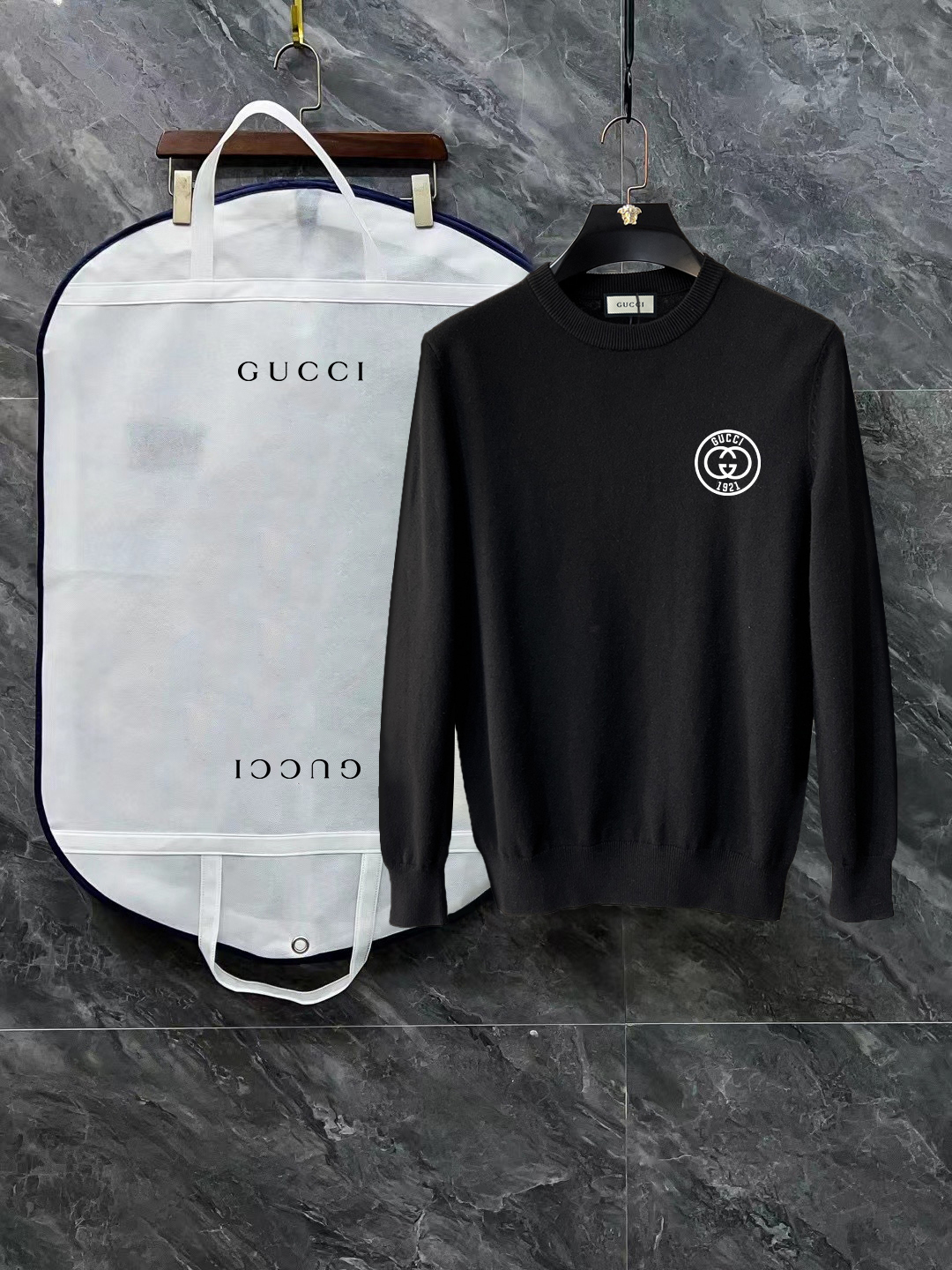 Cheap Gucci Long-Sleeved T-shirts for Men in 216112, $30 USD- [IB216112] - Replica Gucci Long-Sleeved T-shirts for Men