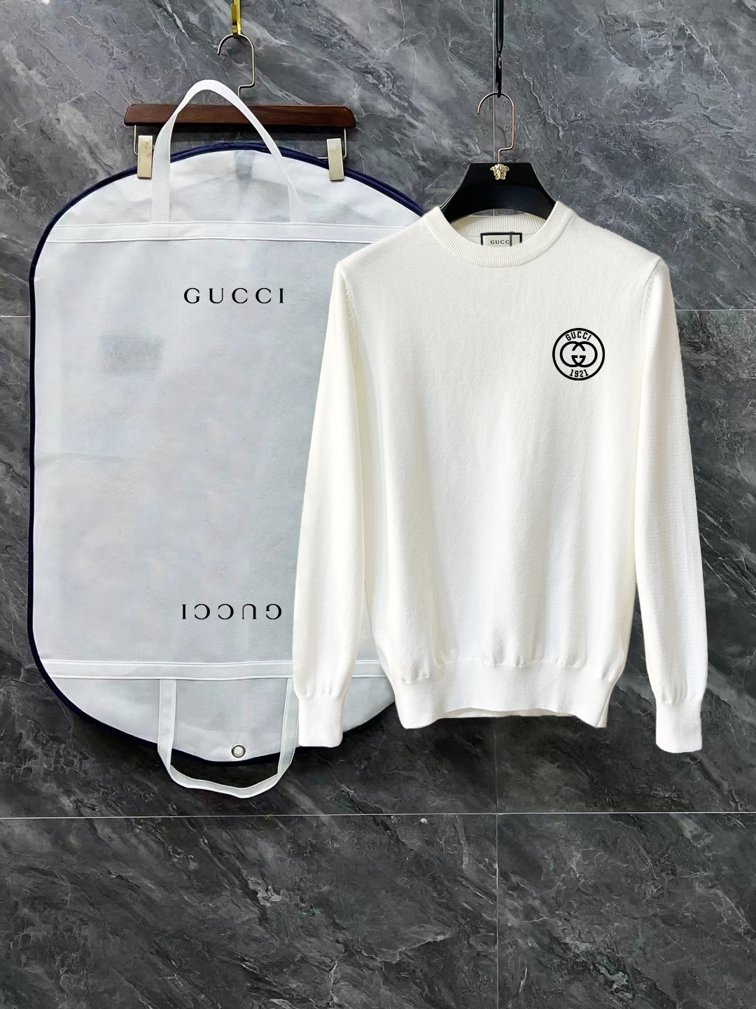 Cheap Gucci Long-Sleeved T-shirts for Men in 216113, $30 USD- [IB216113] - Replica Gucci Long-Sleeved T-shirts for Men