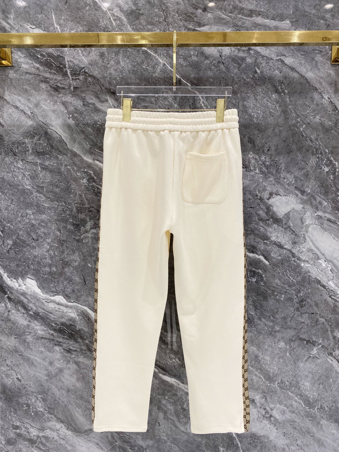 Cheap Gucci Tracksuits for Men in 216122, $105 USD- [IB216122] - Replica Gucci Tracksuits for Men