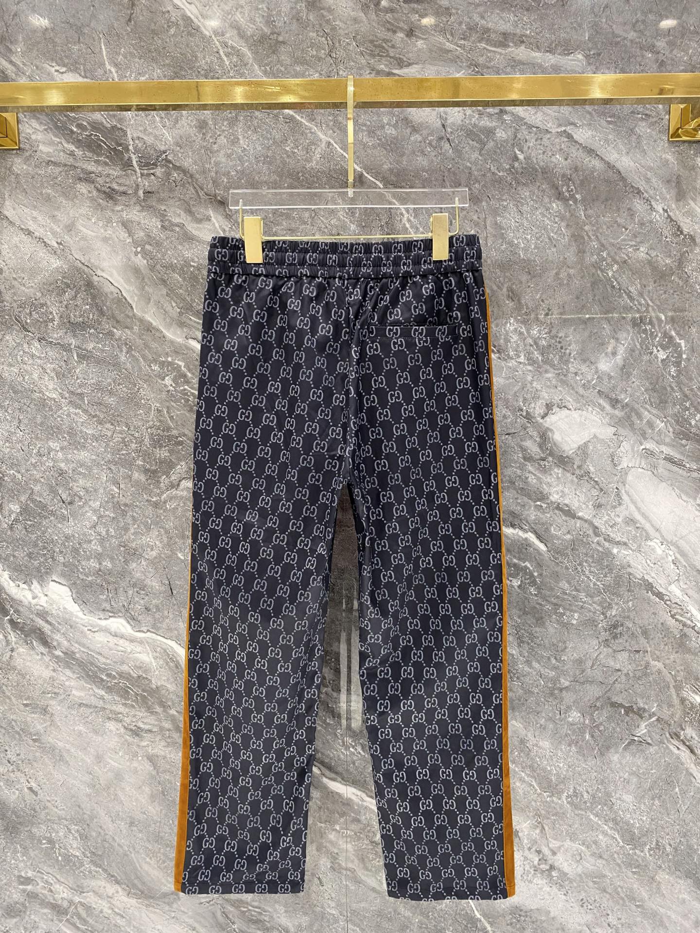 Cheap Gucci Tracksuits for Men in 216127, $105 USD- [IB216127] - Replica Gucci Tracksuits for Men