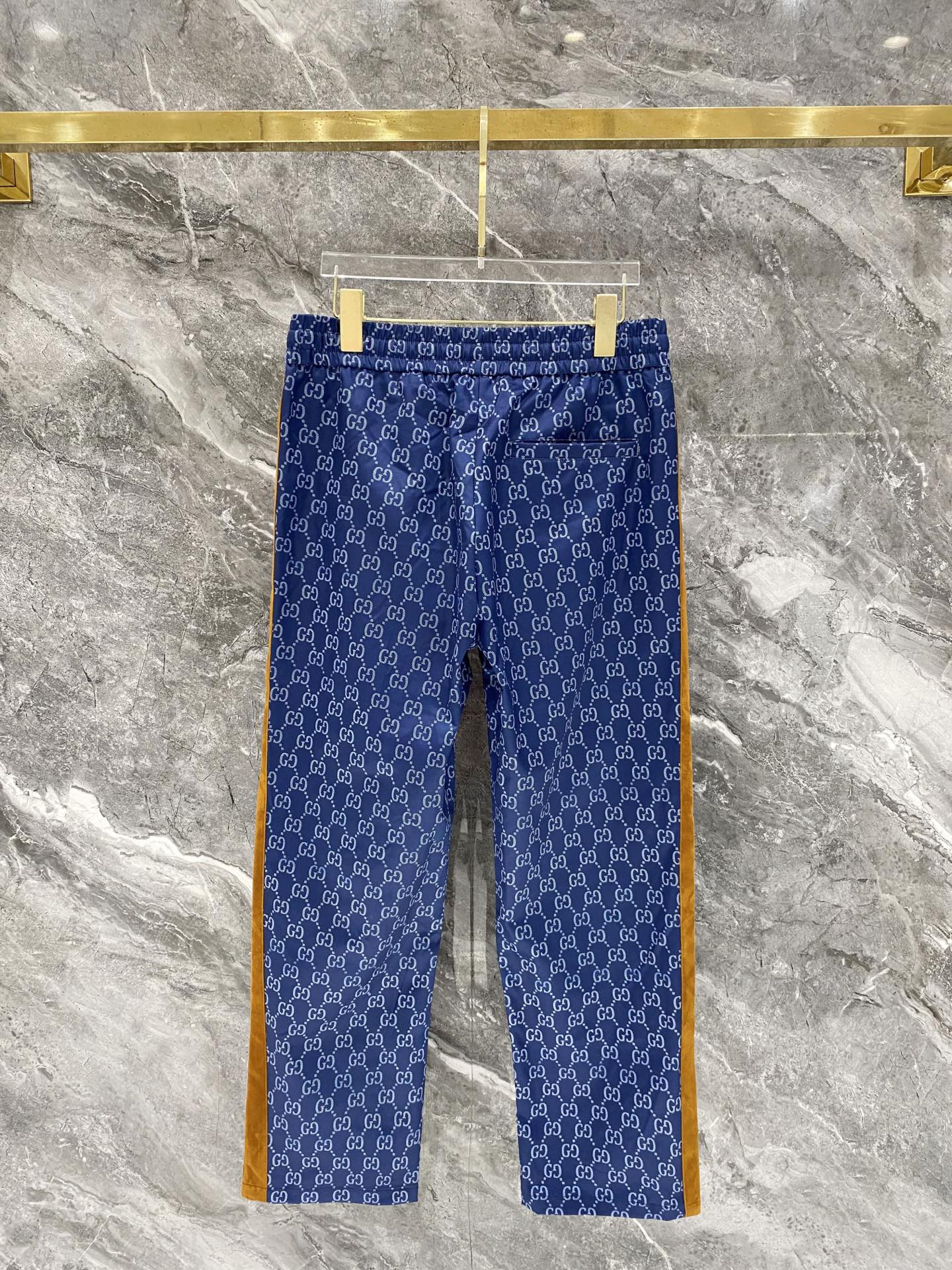 Cheap Gucci Tracksuits for Men in 216128, $105 USD- [IB216128] - Replica Gucci Tracksuits for Men