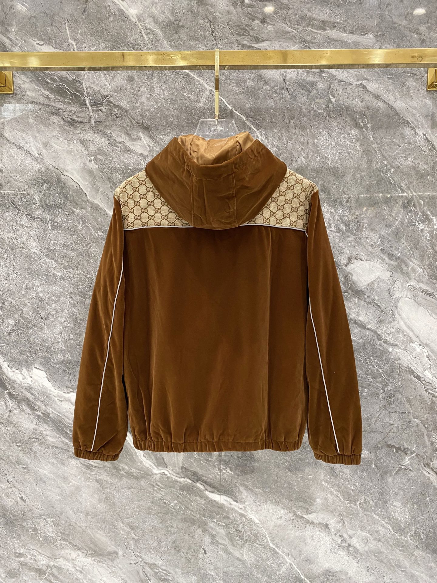 Cheap Gucci Tracksuits for Men in 216139, $105 USD- [IB216139] - Replica Gucci Tracksuits for Men