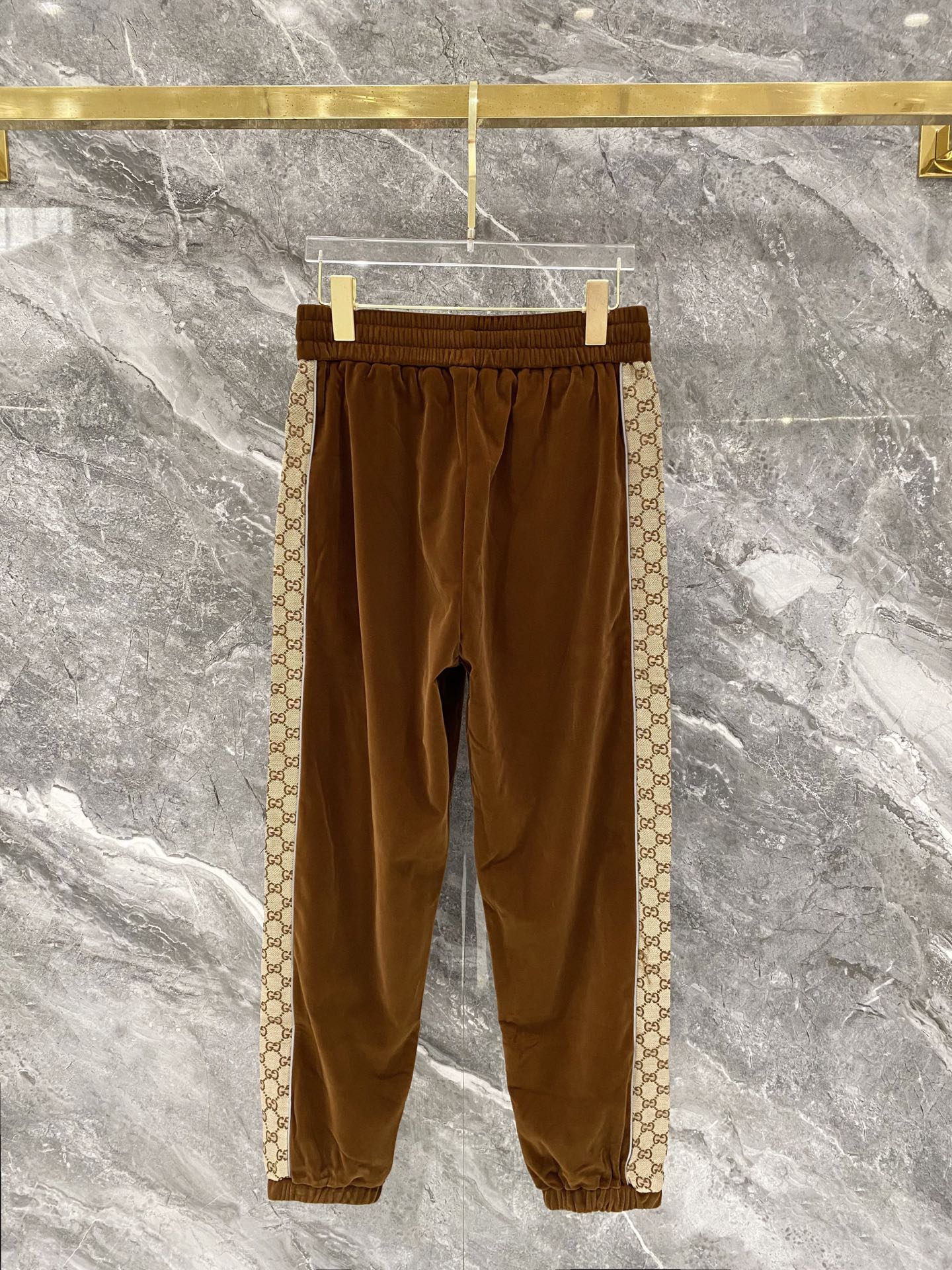 Cheap Gucci Tracksuits for Men in 216139, $105 USD- [IB216139] - Replica Gucci Tracksuits for Men