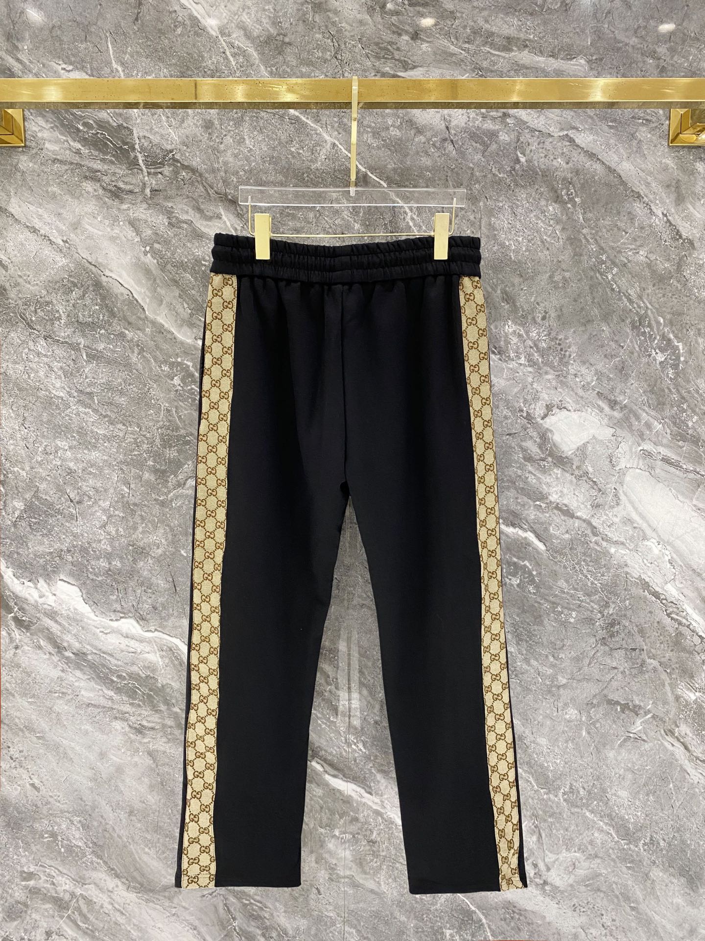 Cheap Gucci Tracksuits for Men in 216161, $105 USD- [IB216161] - Replica Gucci Tracksuits for Men