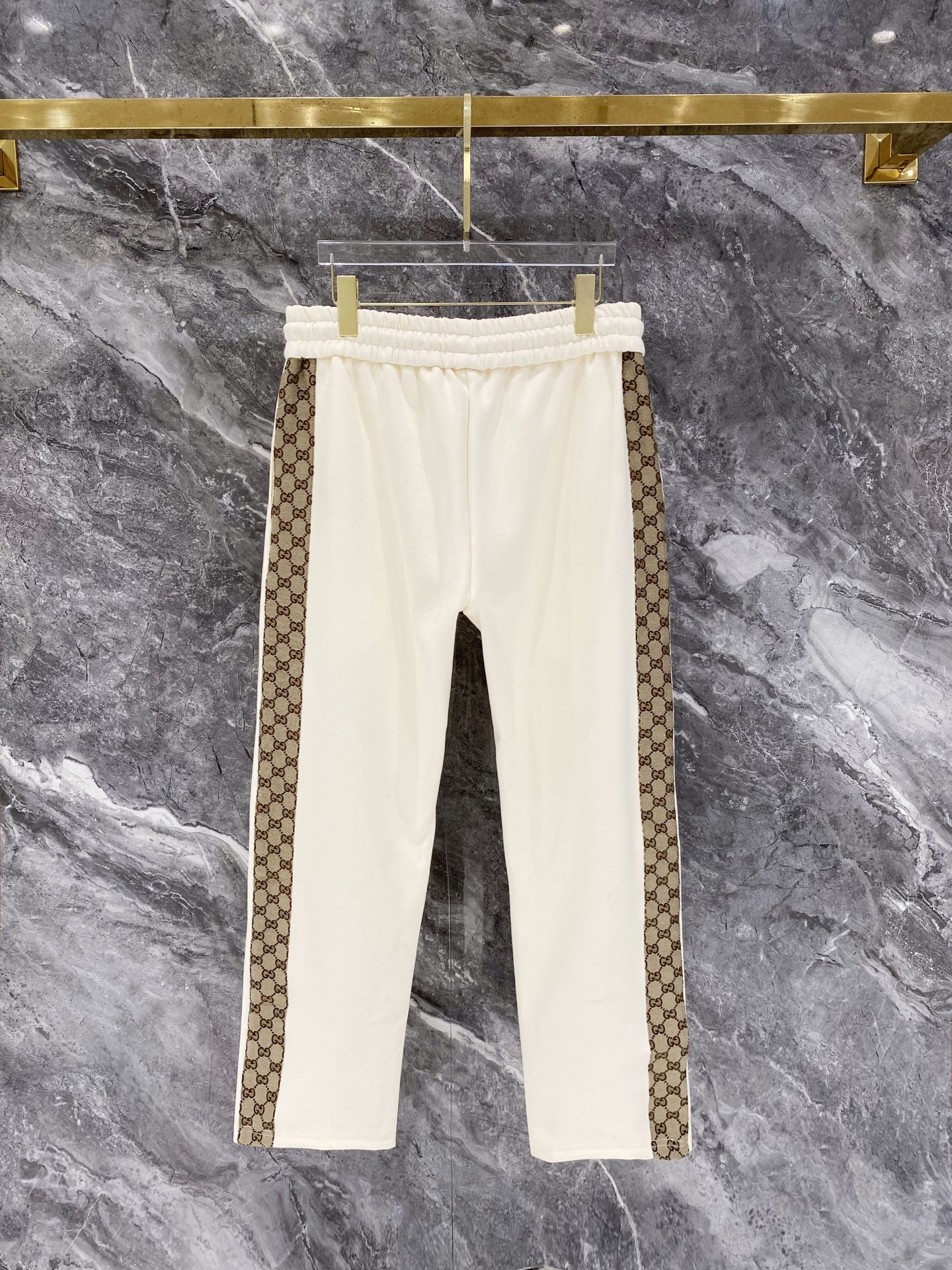 Cheap Gucci Tracksuits for Men in 216162, $105 USD- [IB216162] - Replica Gucci Tracksuits for Men
