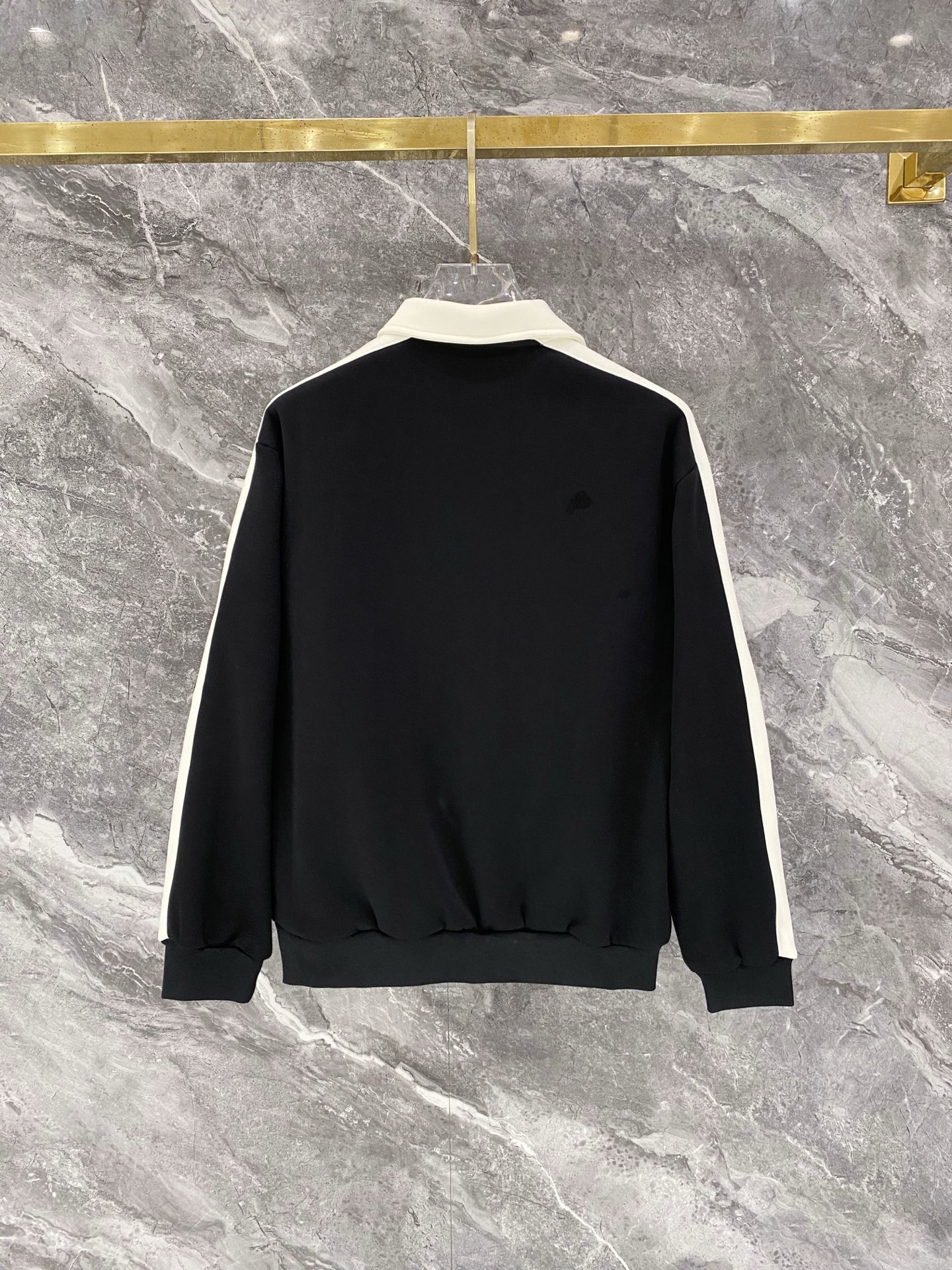 Cheap Gucci Tracksuits for Men in 216165, $105 USD- [IB216165] - Replica Gucci Tracksuits for Men