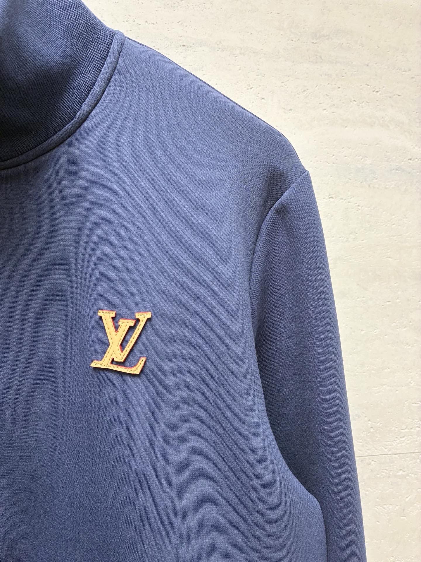 Cheap Louis Vuitton Tracksuits for Men in 216205, $120 USD- [IB216205] - Replica Louis Vuitton Tracksuits for Men