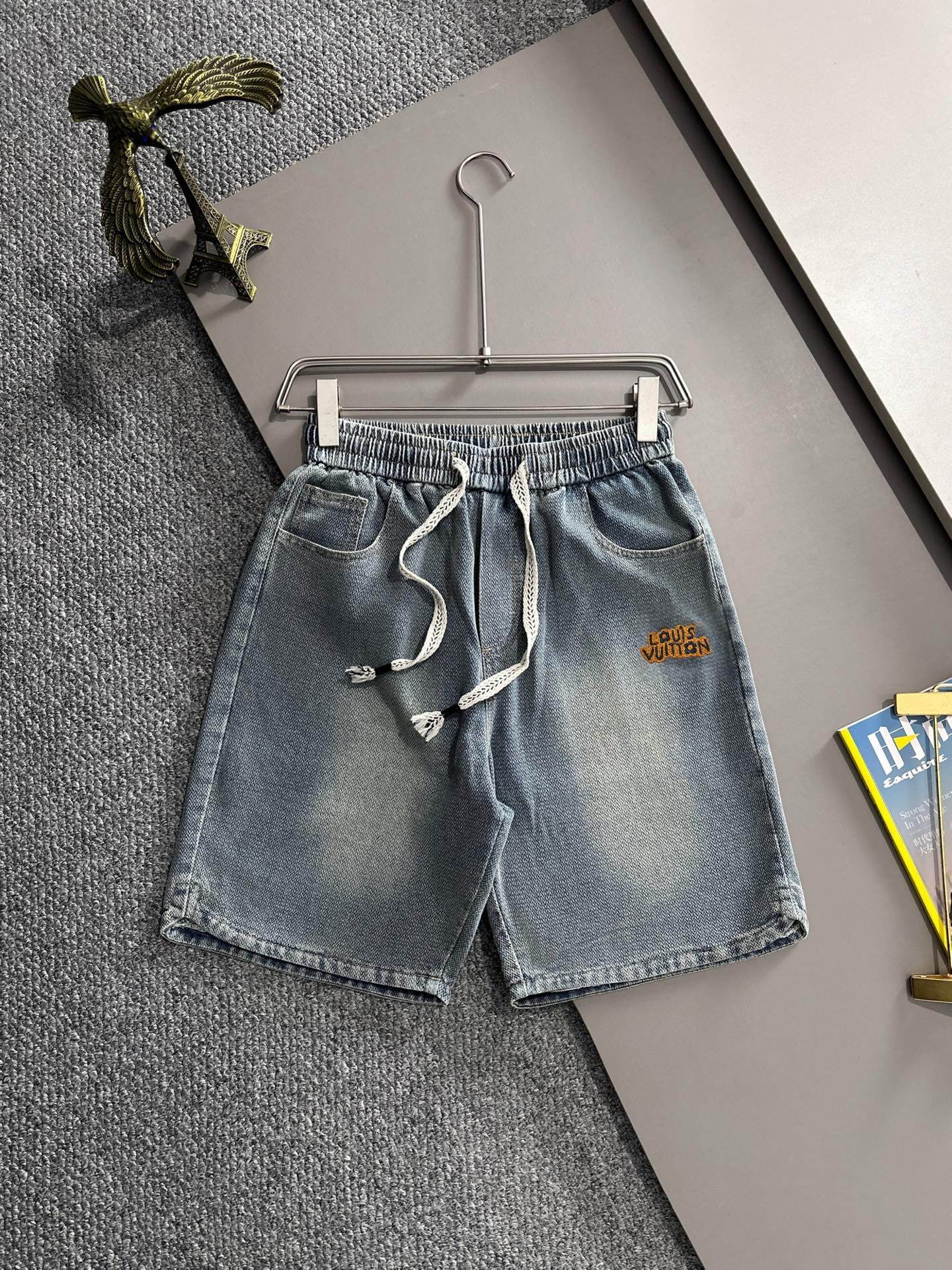 Cheap Louis Vuitton Short Jeans For Men in 216220, $55 USD- [IB216220] - Replica Louis Vuitton Short Jeans For Men