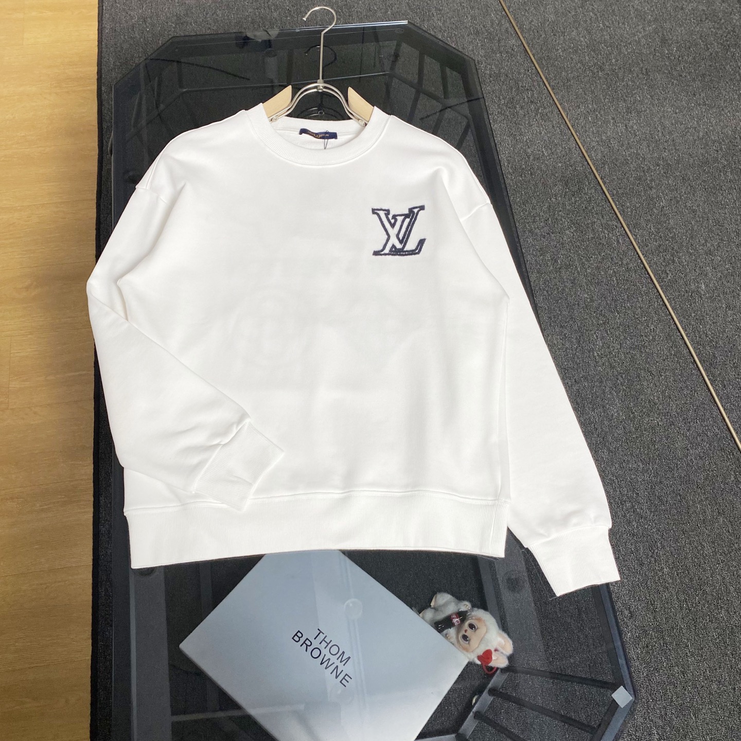 Cheap Louis Vuitton Hoodies for Men in 216552, $50 USD- [IB216552] - Replica Louis Vuitton Hoodies for Men