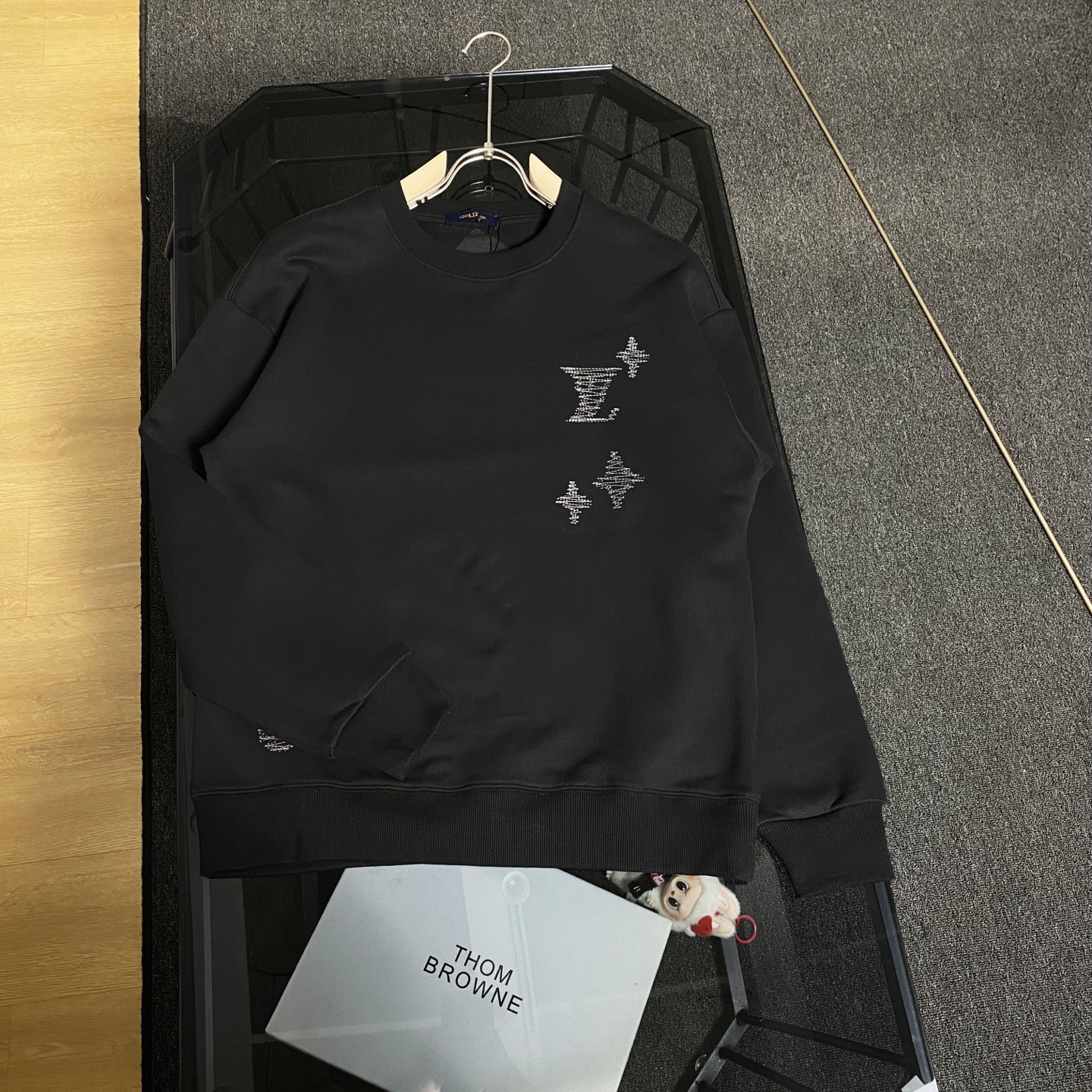Cheap Louis Vuitton Hoodies for Men in 216560, $50 USD- [IB216560] - Replica Louis Vuitton Hoodies for Men