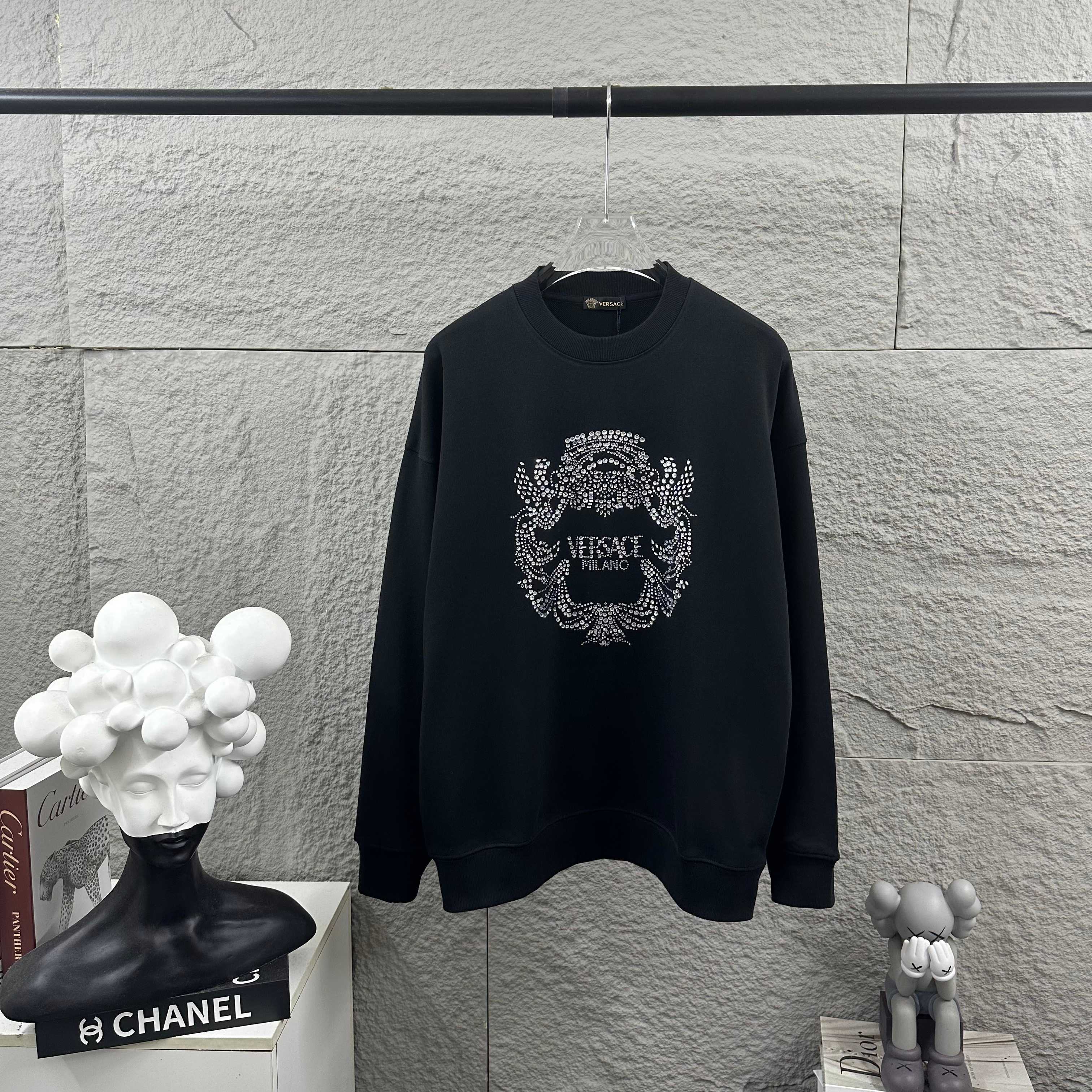 Cheap Versace  Long-Sleeved T-Shirts for Men in 216611, $40 USD- [IB216611] - Replica Versace  Long-Sleeved T-Shirts for Men