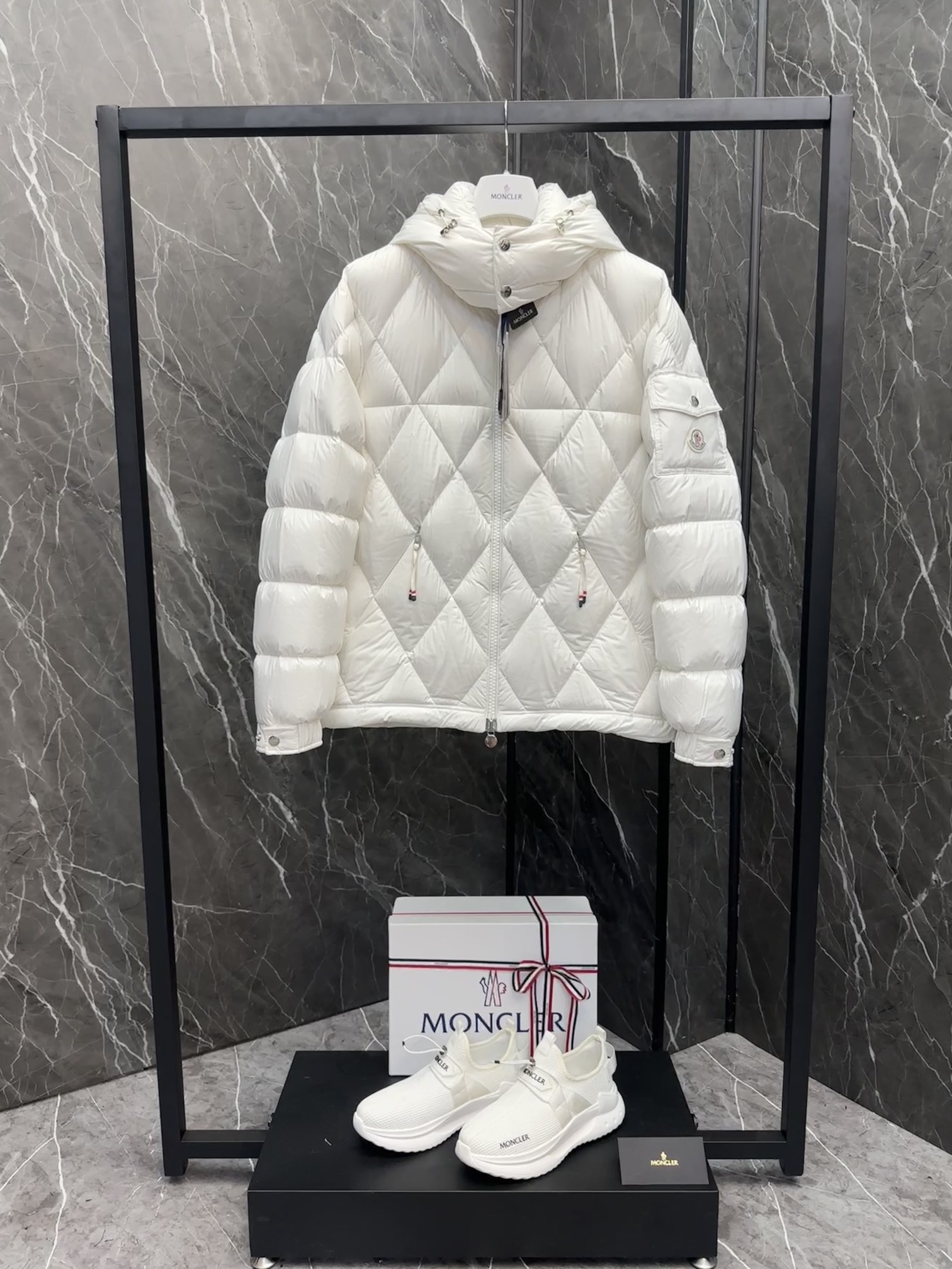 Cheap Moncle Thick Coats For Men in 216614, $170 USD- [IB216614] - Replica Moncle Thick Coats For Men
