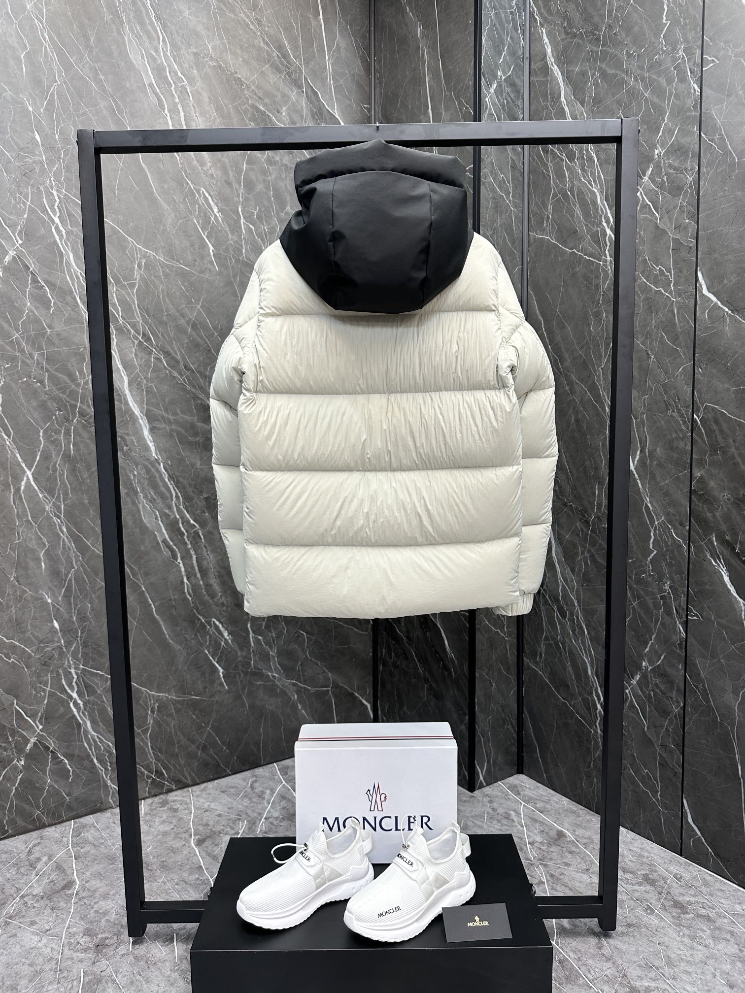 Cheap Moncle Thick Coats For Men in 216625, $160 USD- [IB216625] - Replica Moncle Thick Coats For Men