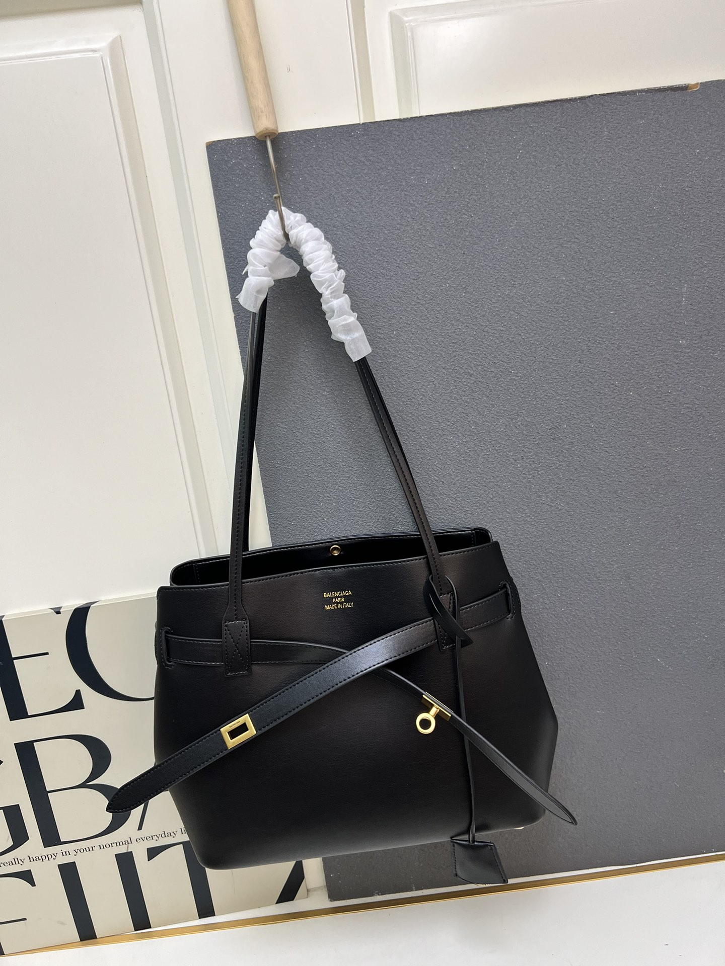 Cheap Balenciaga high quality Handbags in 216637, $95 USD- [IB216637] - Replica Balenciaga high quality Handbags
