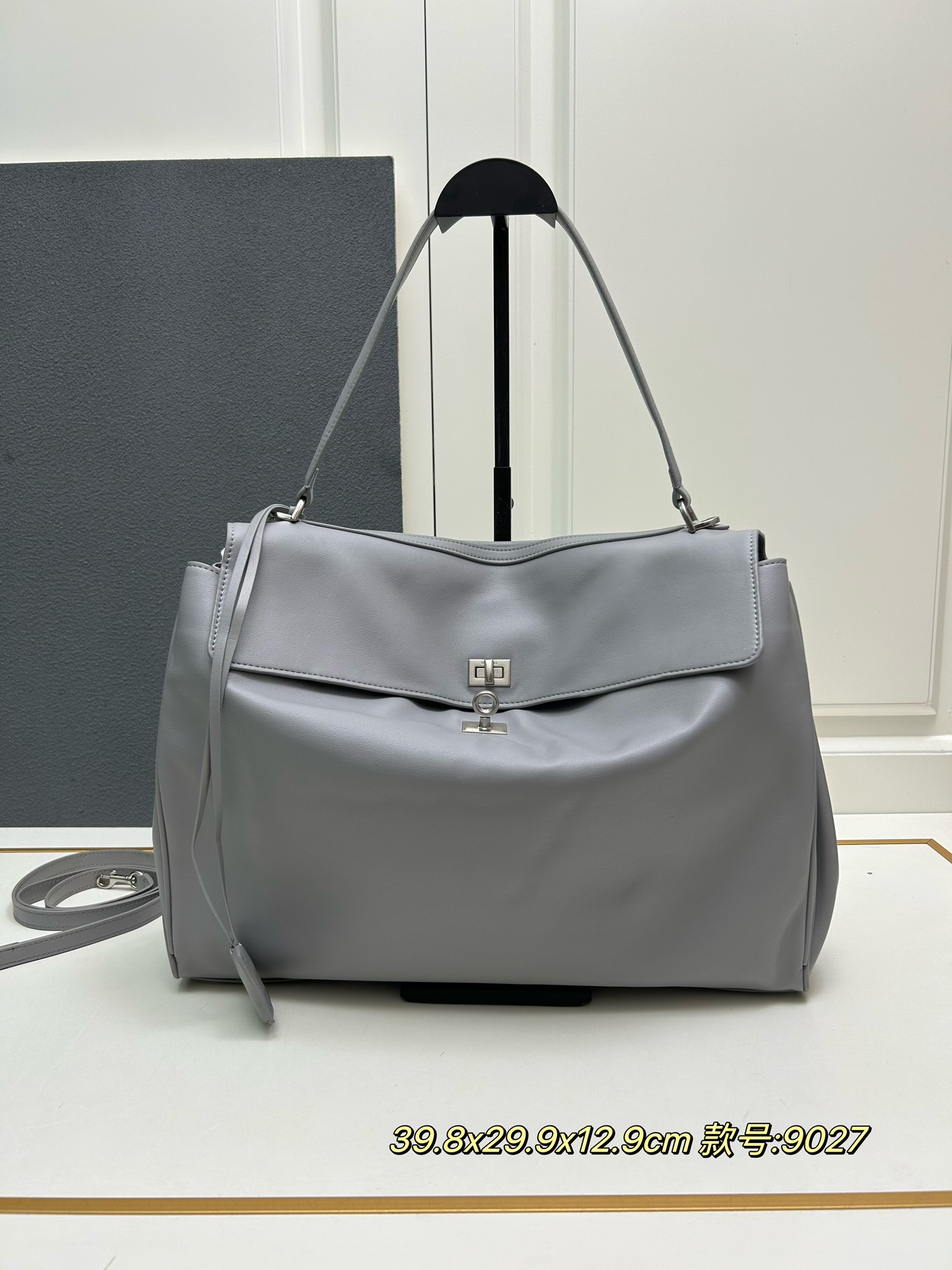 Cheap Balenciaga high quality Handbags in 216638, $105 USD- [IB216638] - Replica Balenciaga high quality Handbags