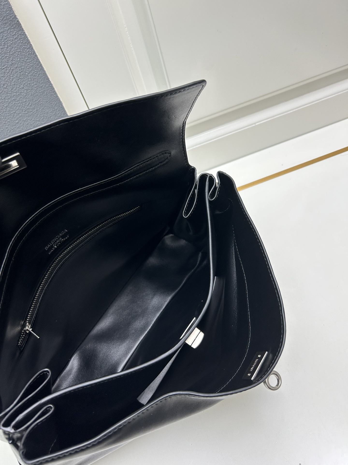Cheap Balenciaga high quality Handbags in 216641, $105 USD- [IB216641] - Replica Balenciaga high quality Handbags