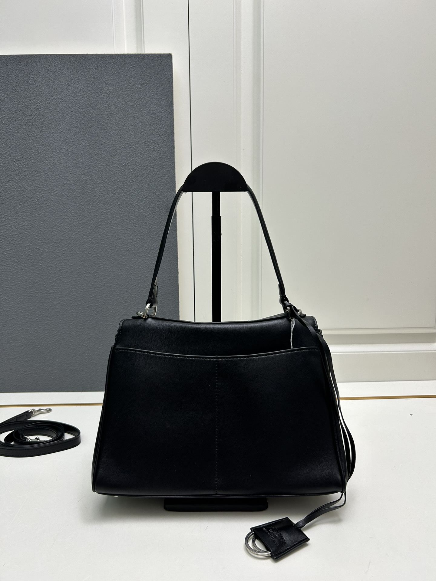 Cheap Balenciaga high quality Handbags in 216648, $105 USD- [IB216648] - Replica Balenciaga high quality Handbags