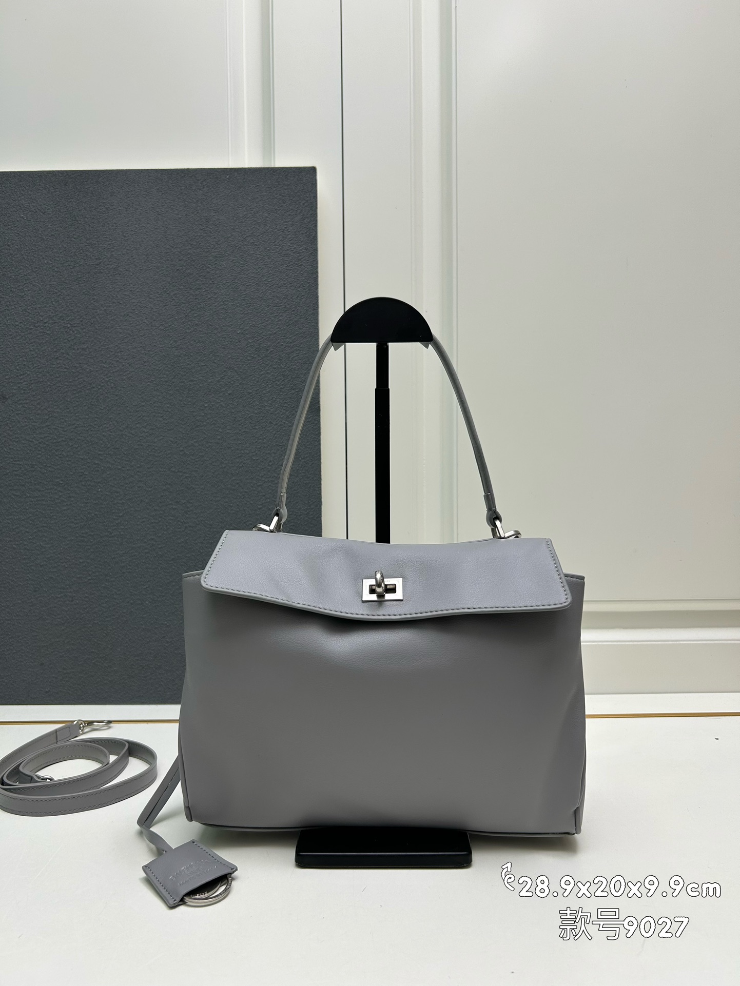 Cheap Balenciaga high quality Handbags in 216651, $105 USD- [IB216651] - Replica Balenciaga high quality Handbags