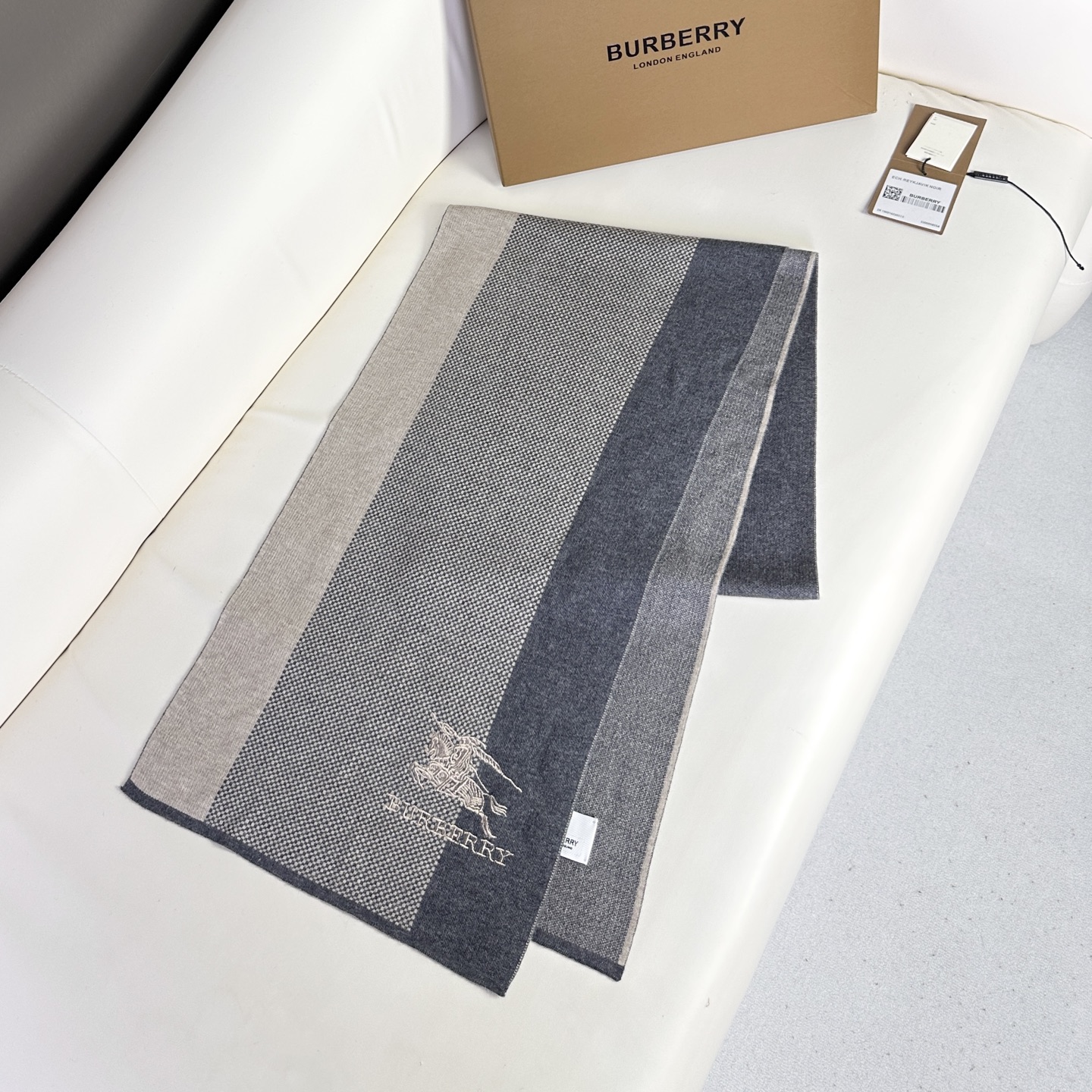 Cheap New Burberry high-quality scarf in 216759, $50 USD- [IB216759] - Replica Burberry Cashmere Scarf