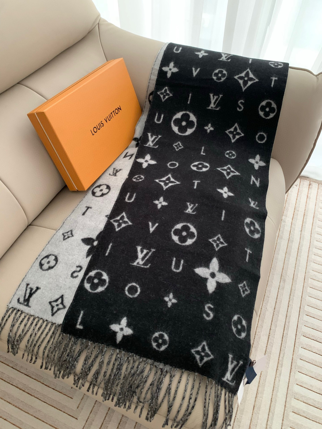 Cheap New Louis Vuitton high-quality scarf in 217014, $50 USD- [IB217014] - Replica Louis Vuitton Cashmere Scarf