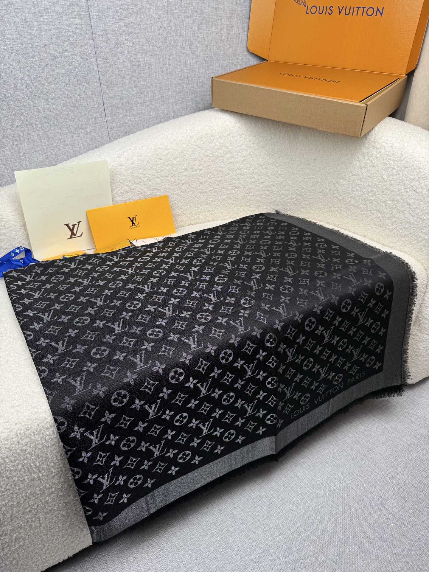 Cheap New Louis Vuitton high-quality scarf in 217020, $60 USD- [IB217020] - Replica Louis Vuitton Cashmere Scarf